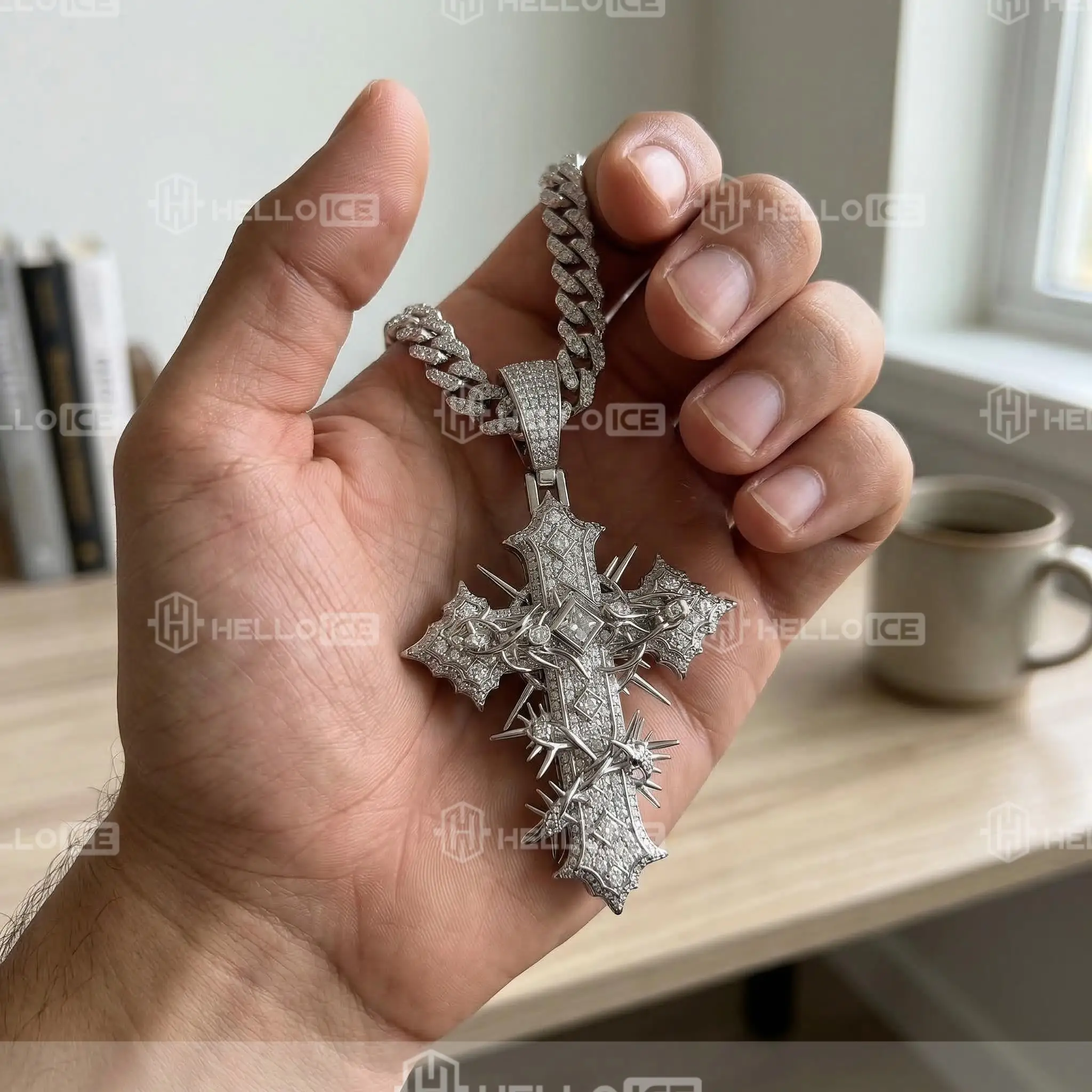 Helloice Review Image