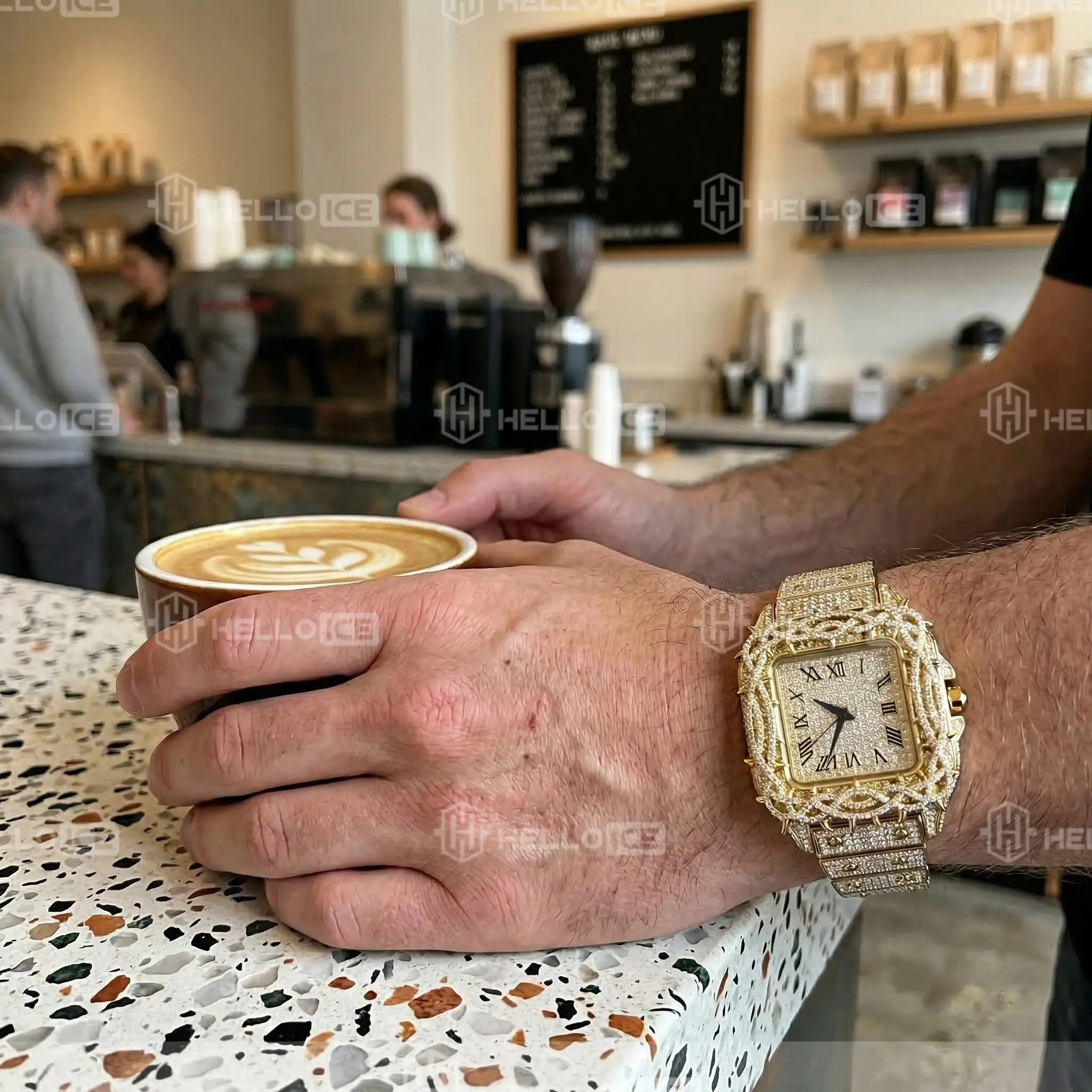 Helloice Review Image