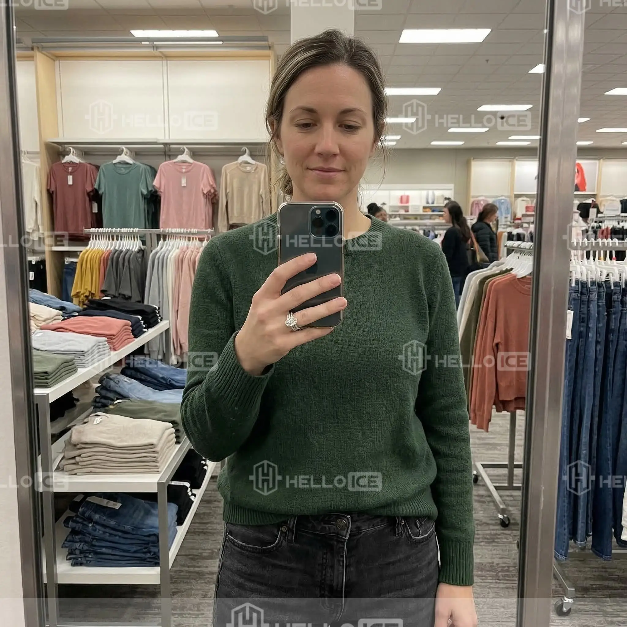 Helloice Review Image