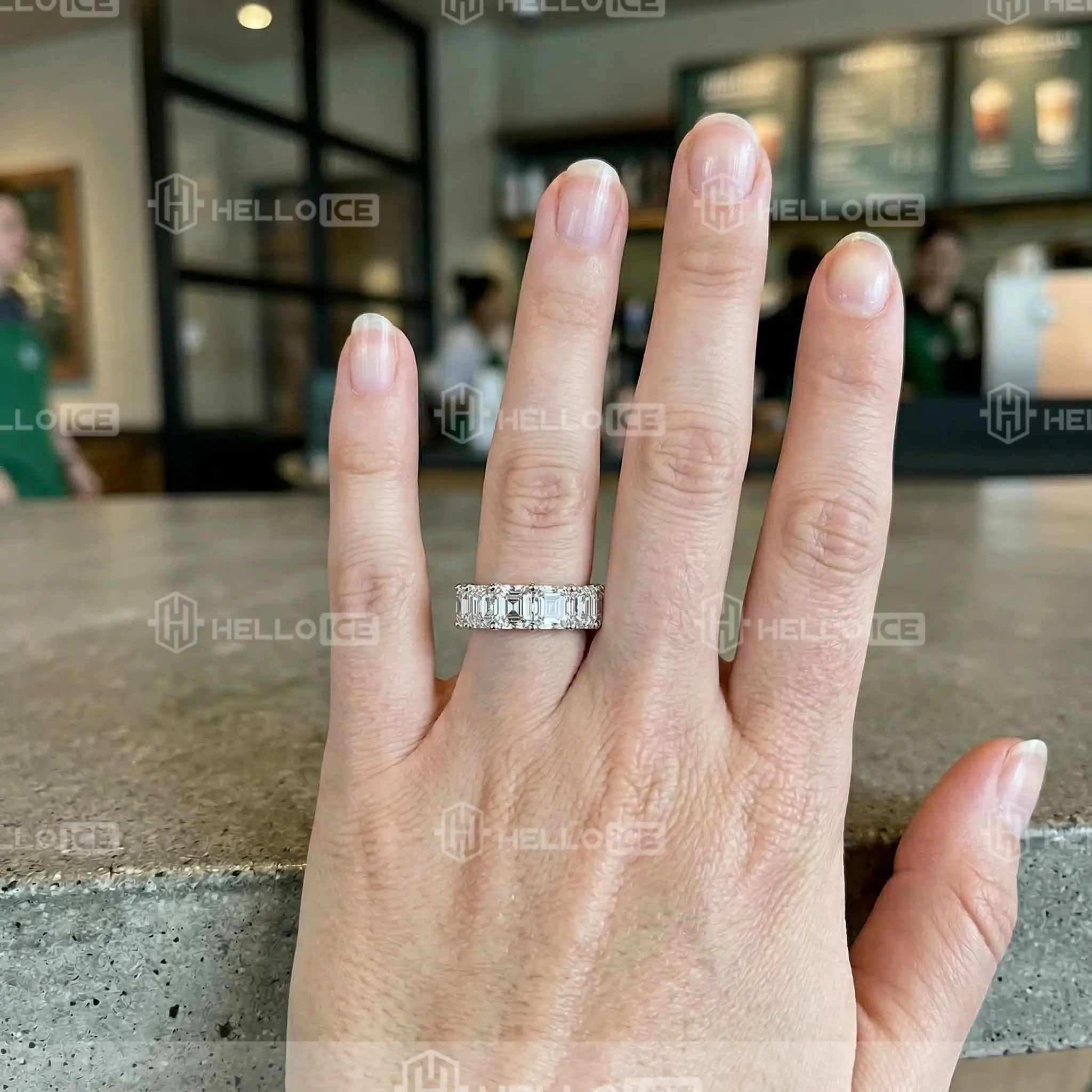 Helloice Review Image