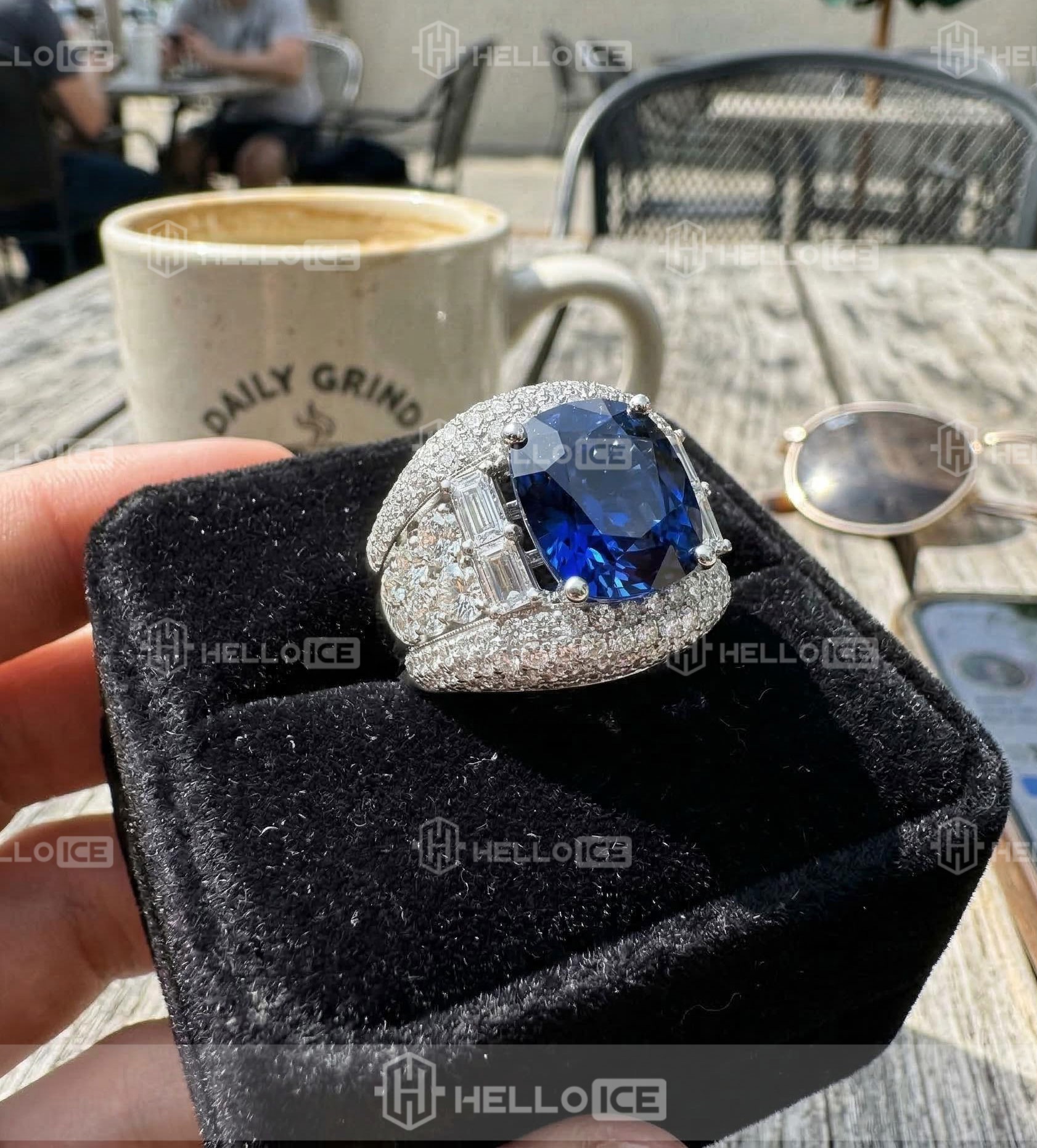 Helloice Review Image