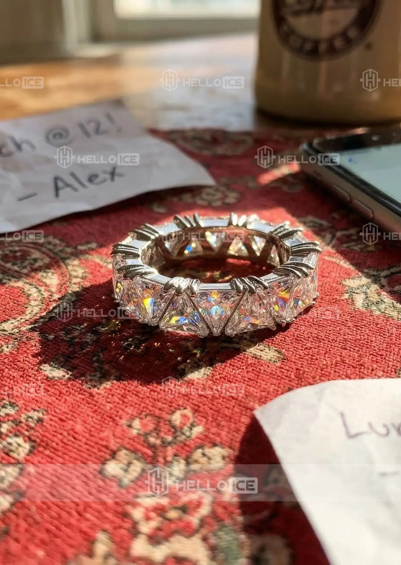 Helloice Review Image