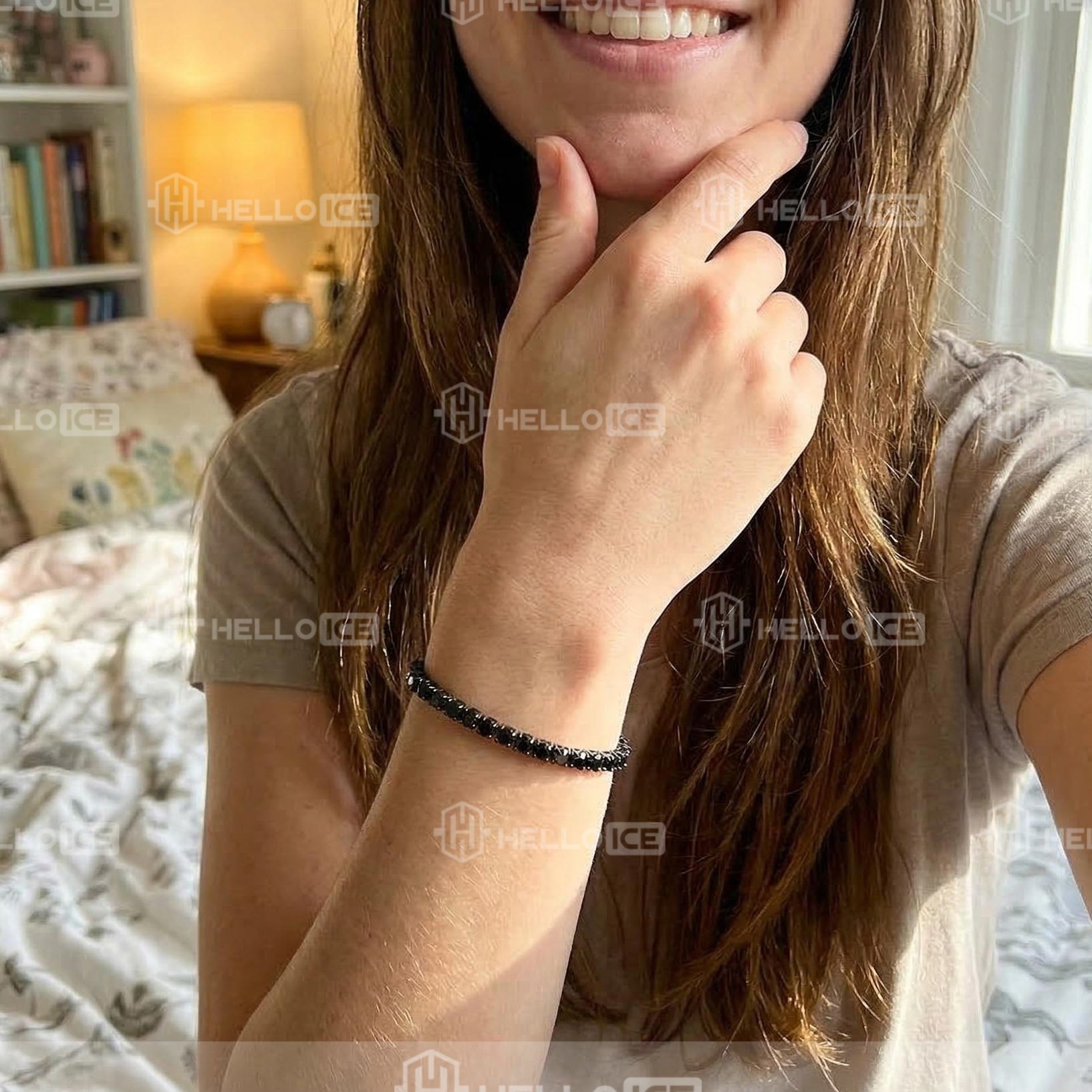 Helloice Review Image