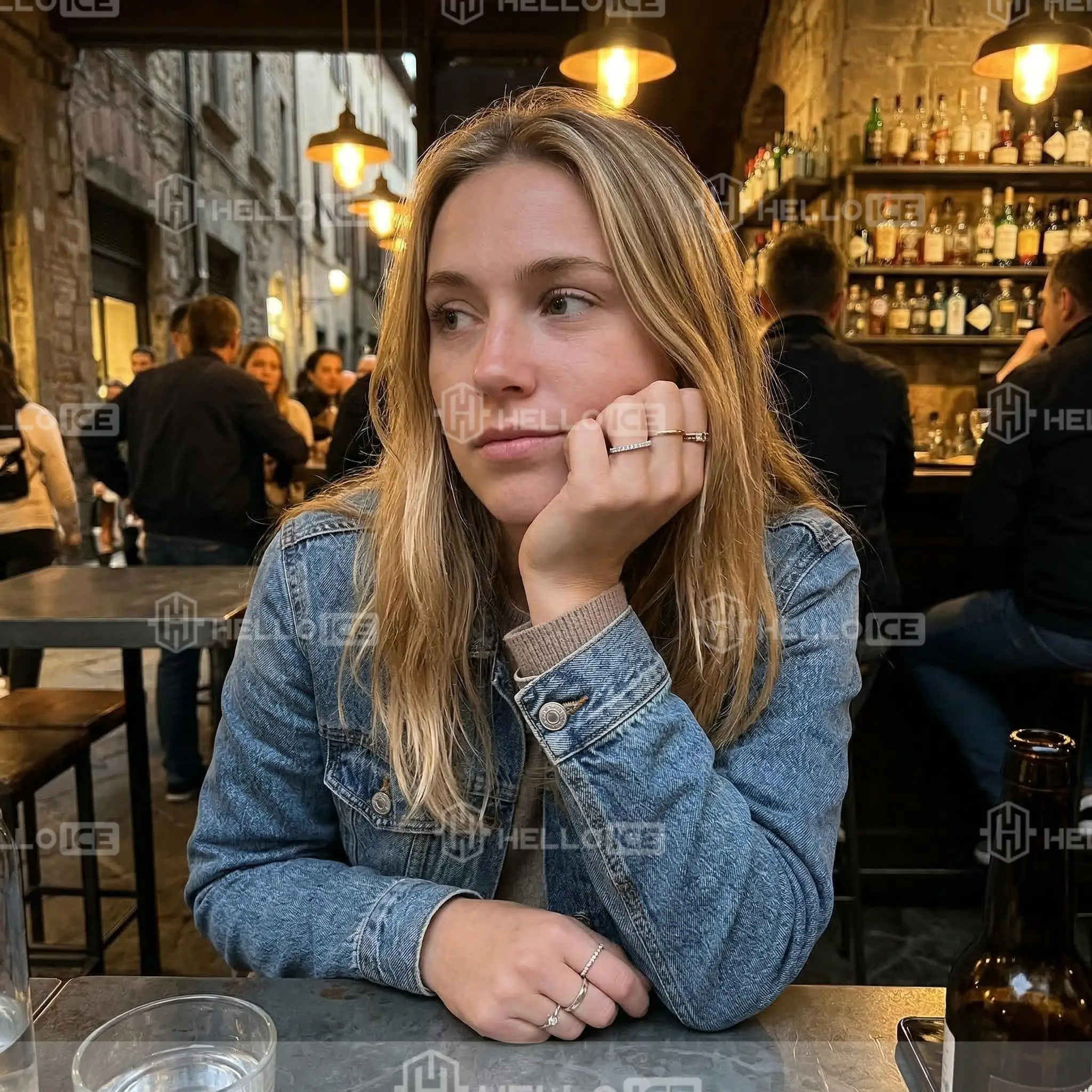 Helloice Review Image