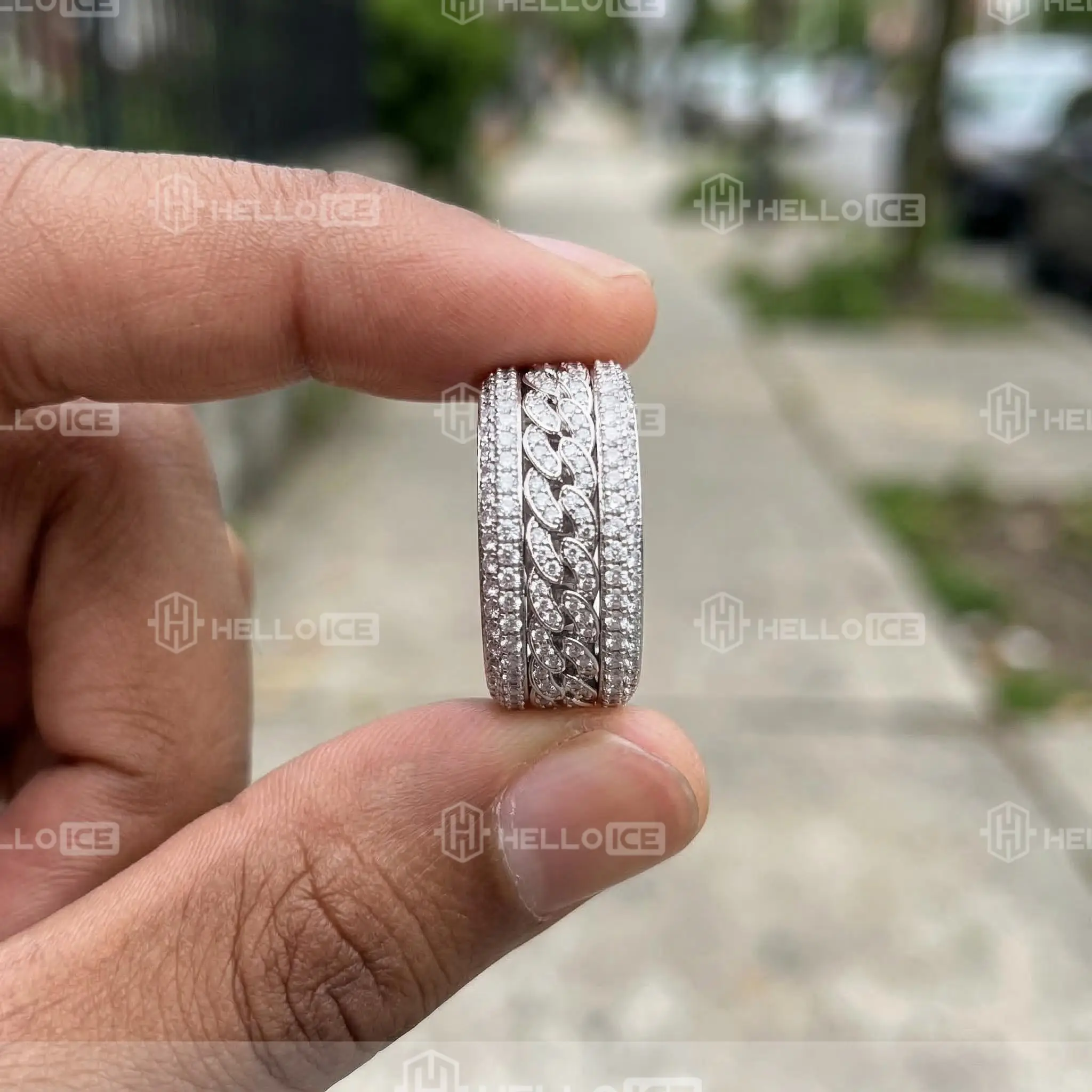 Helloice Review Image