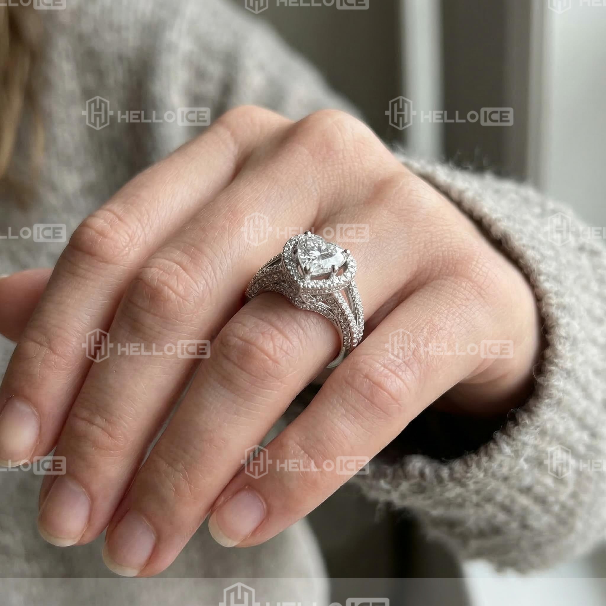 Helloice Review Image