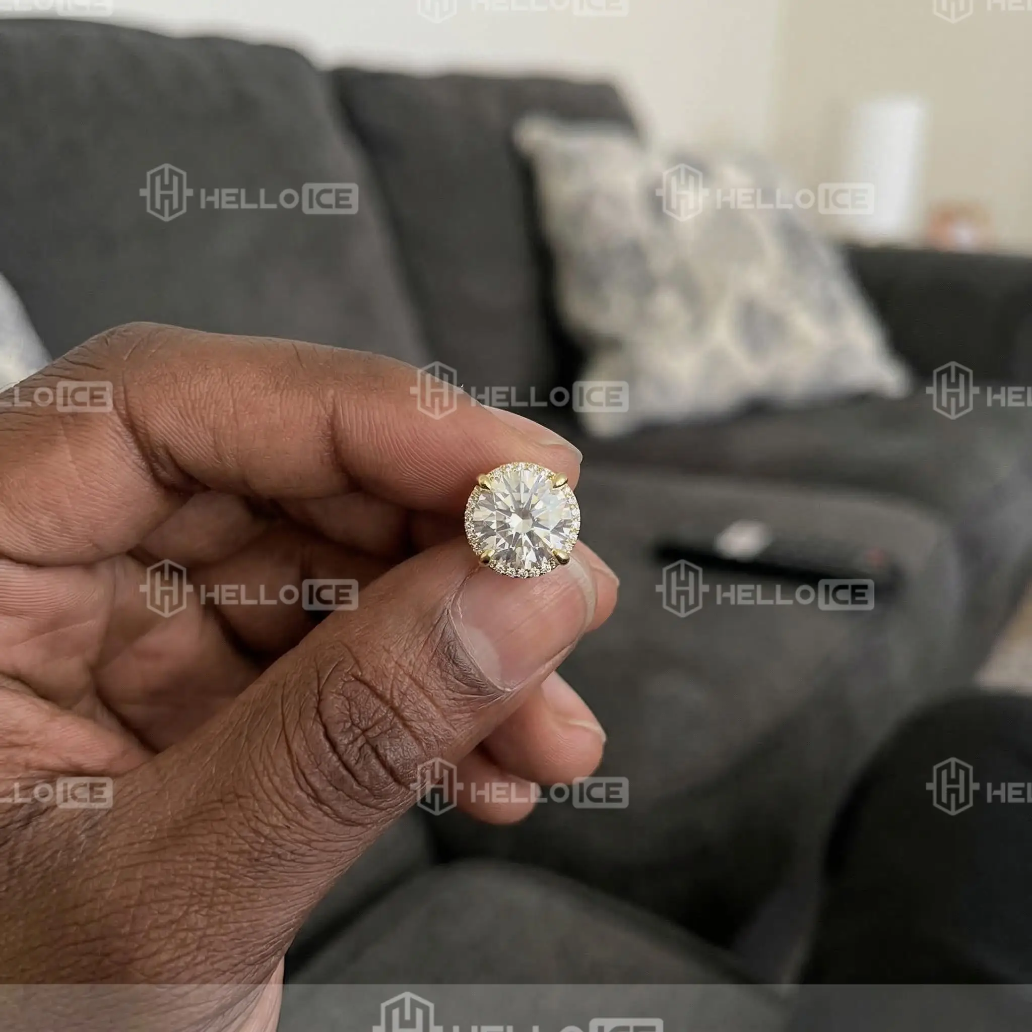 Helloice Review Image