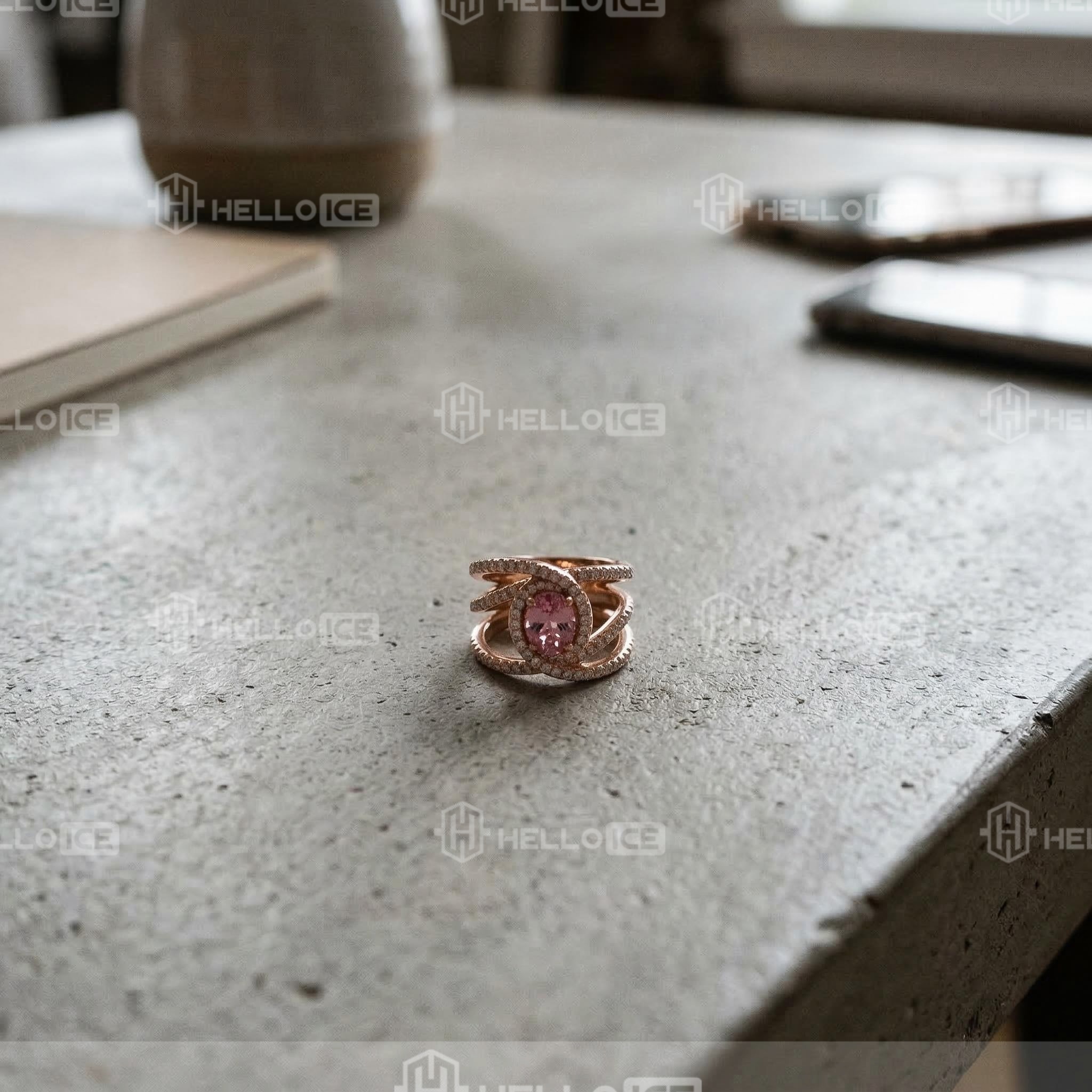 Helloice Review Image