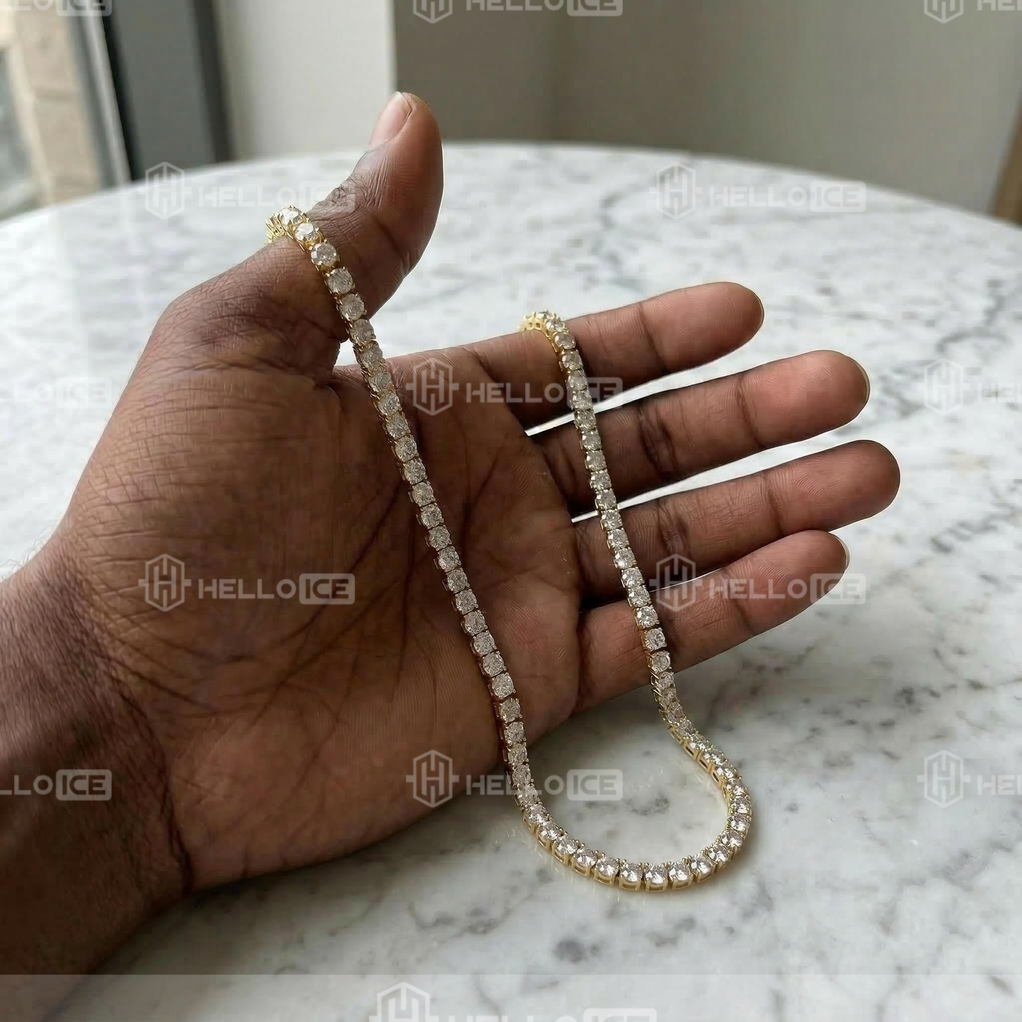 Helloice Review Image