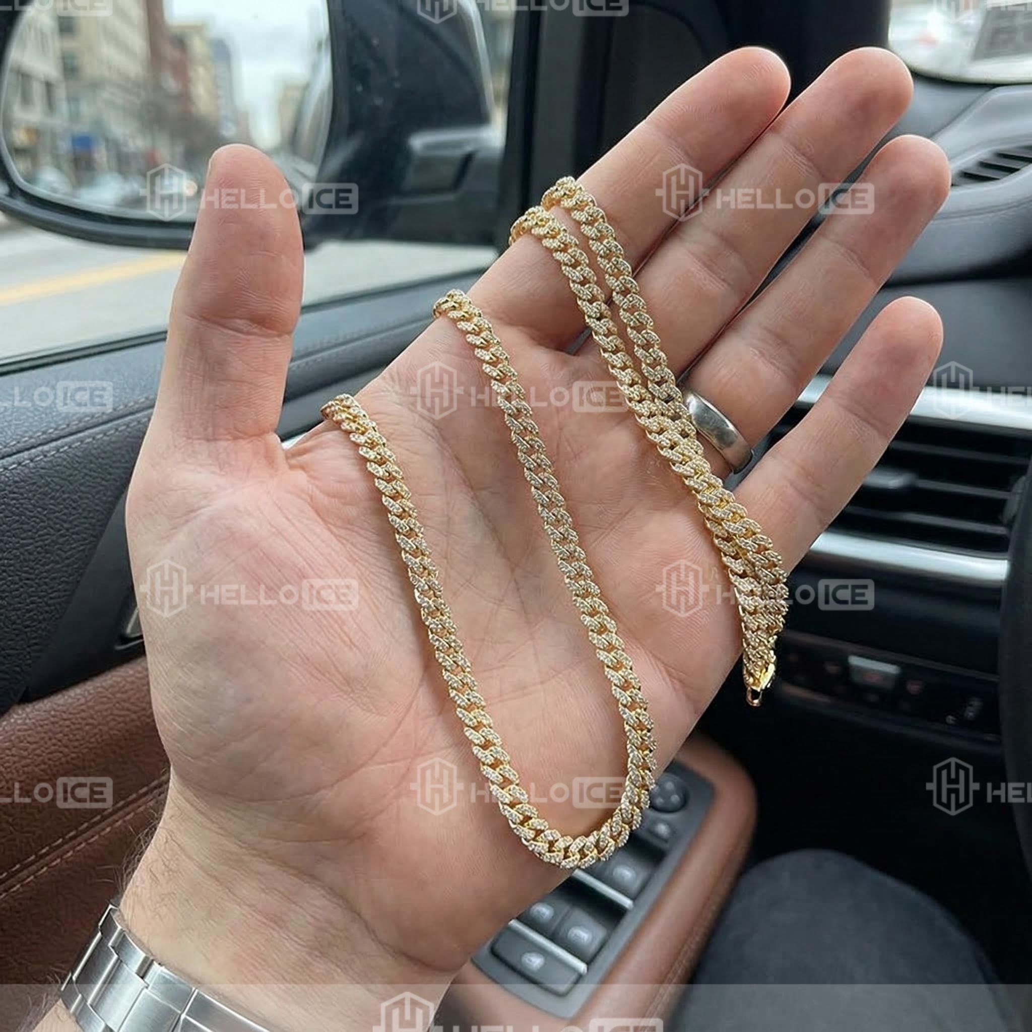 Helloice Review Image