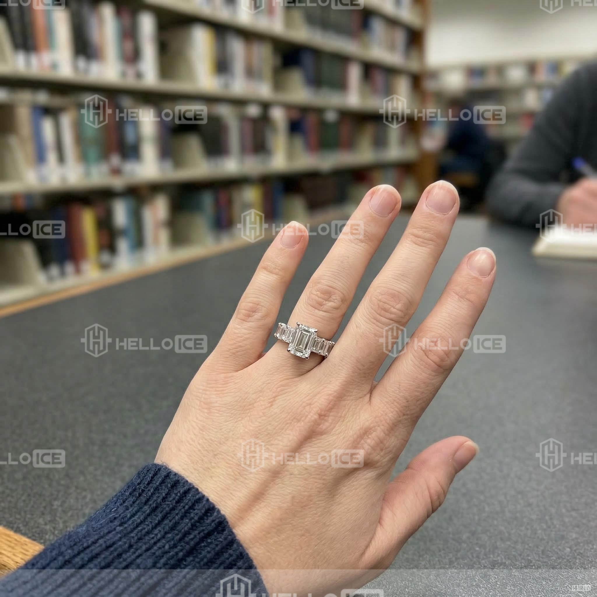 Helloice Review Image