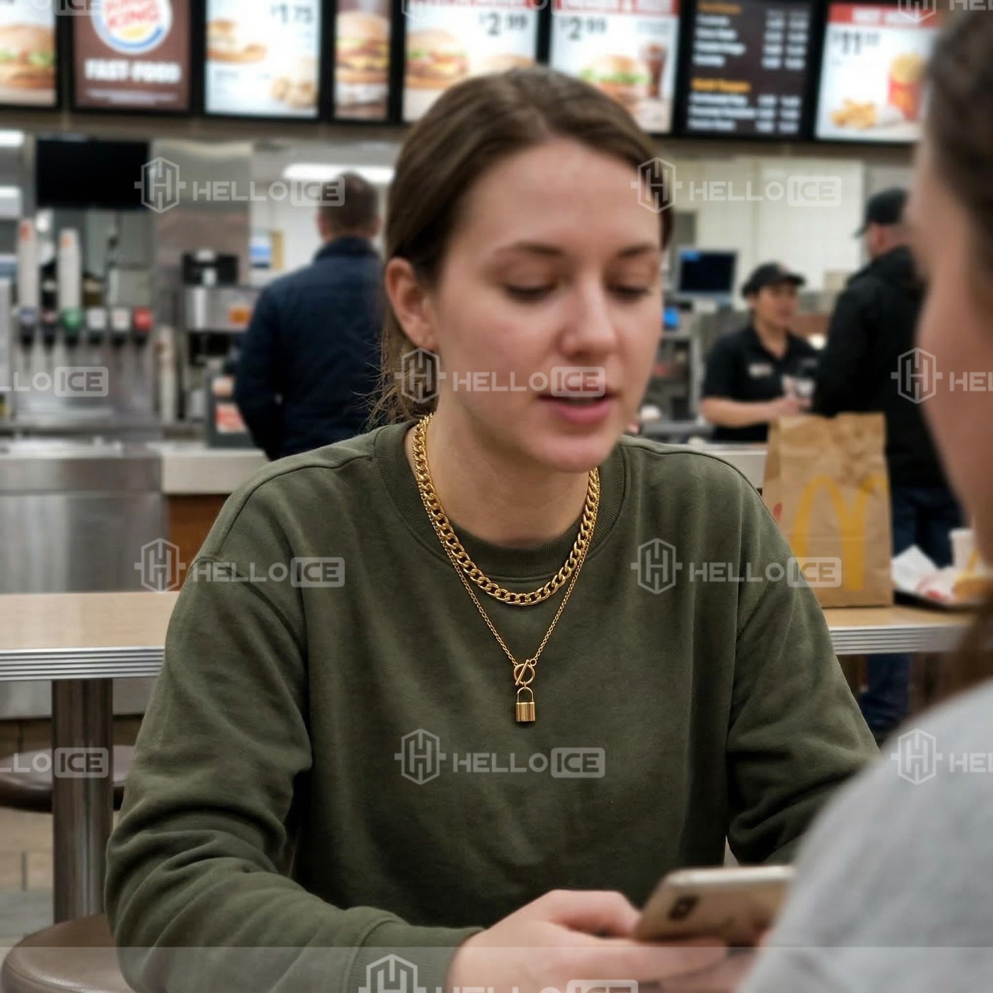 Helloice Review Image
