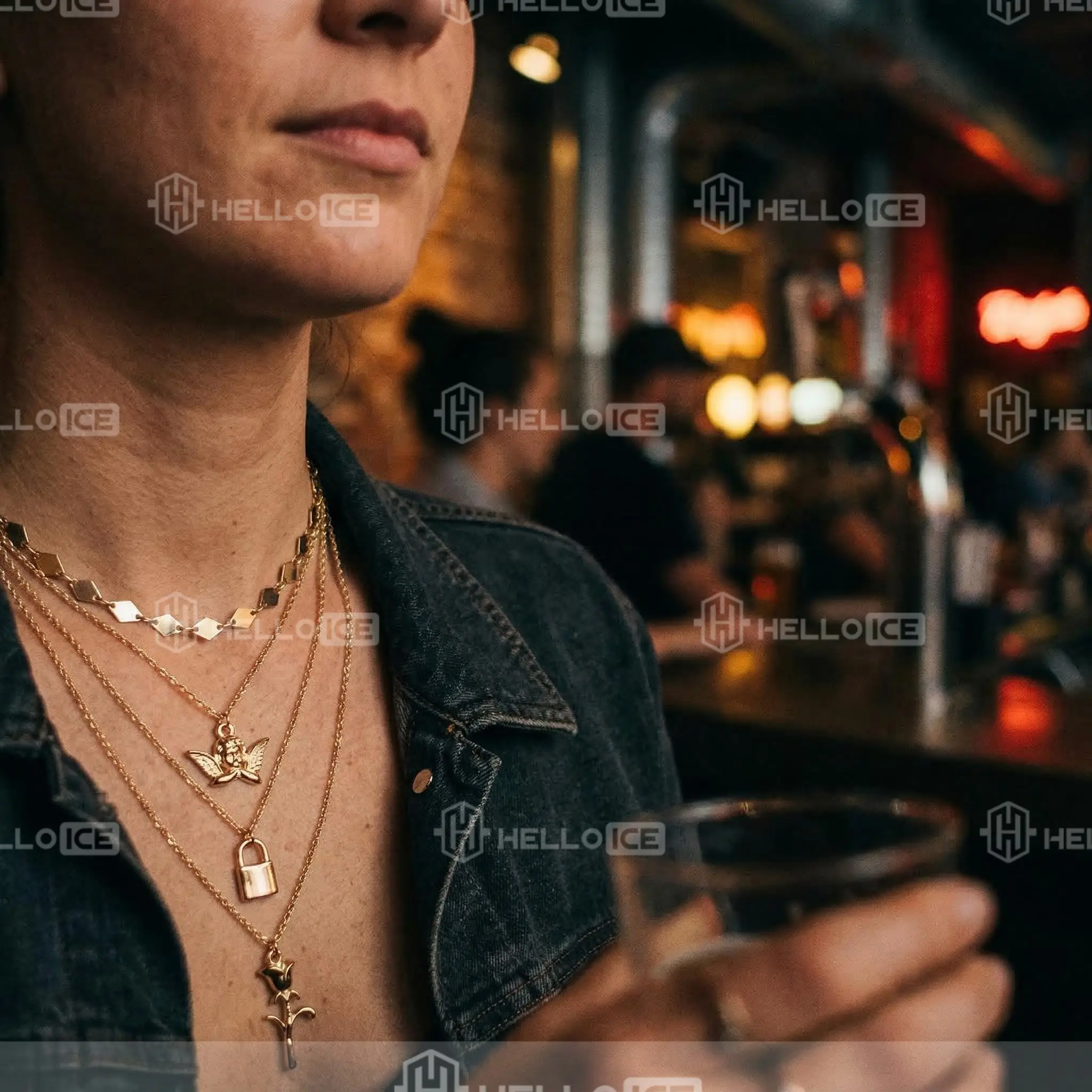 Helloice Review Image