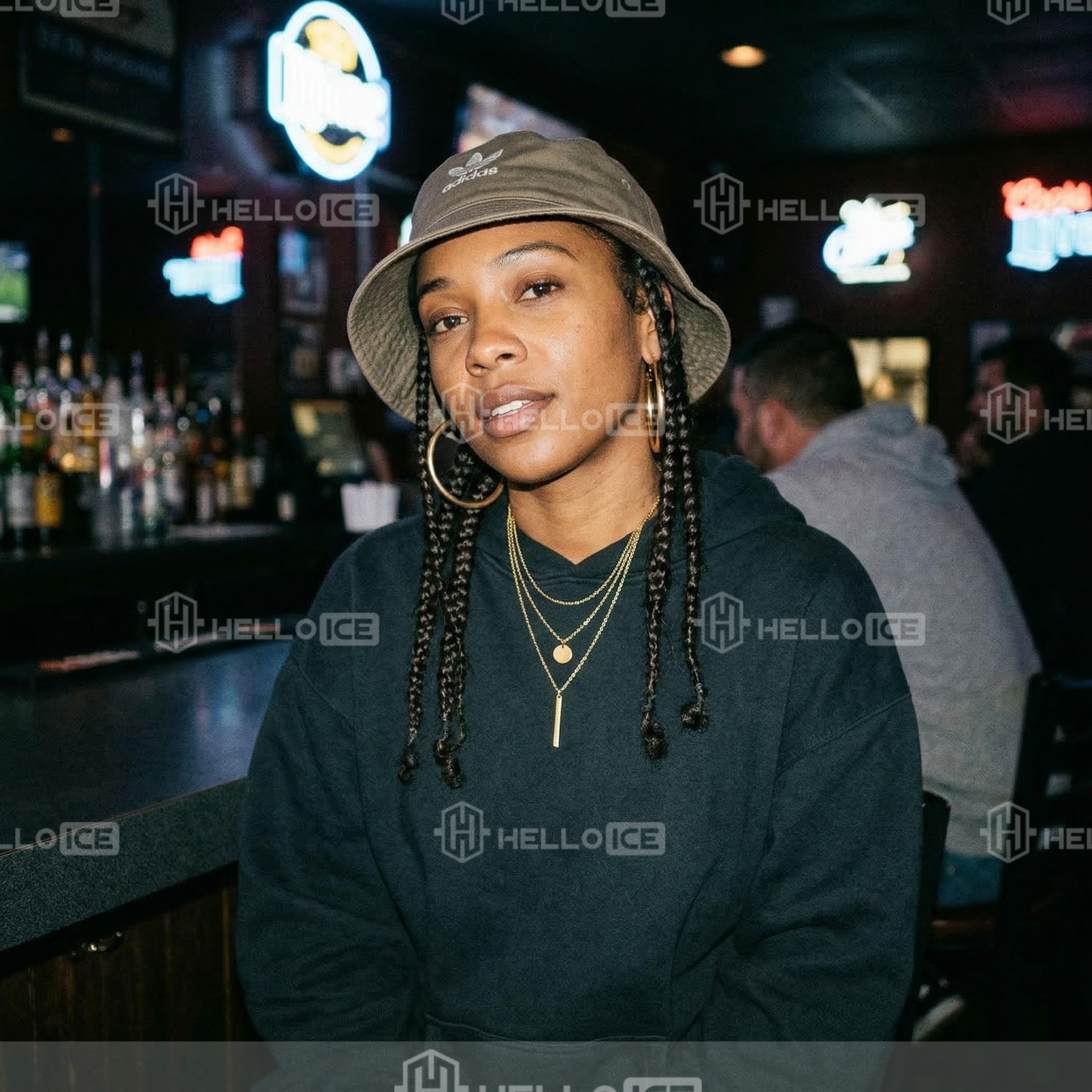 Helloice Review Image