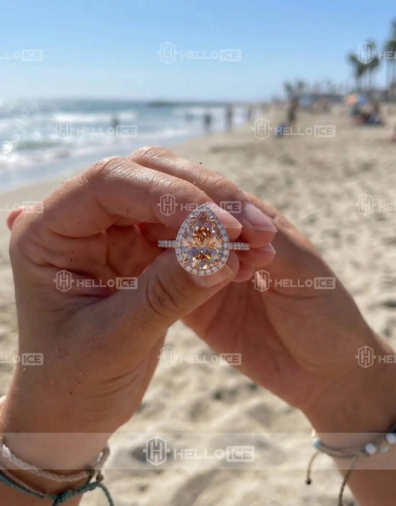 Helloice Review Image