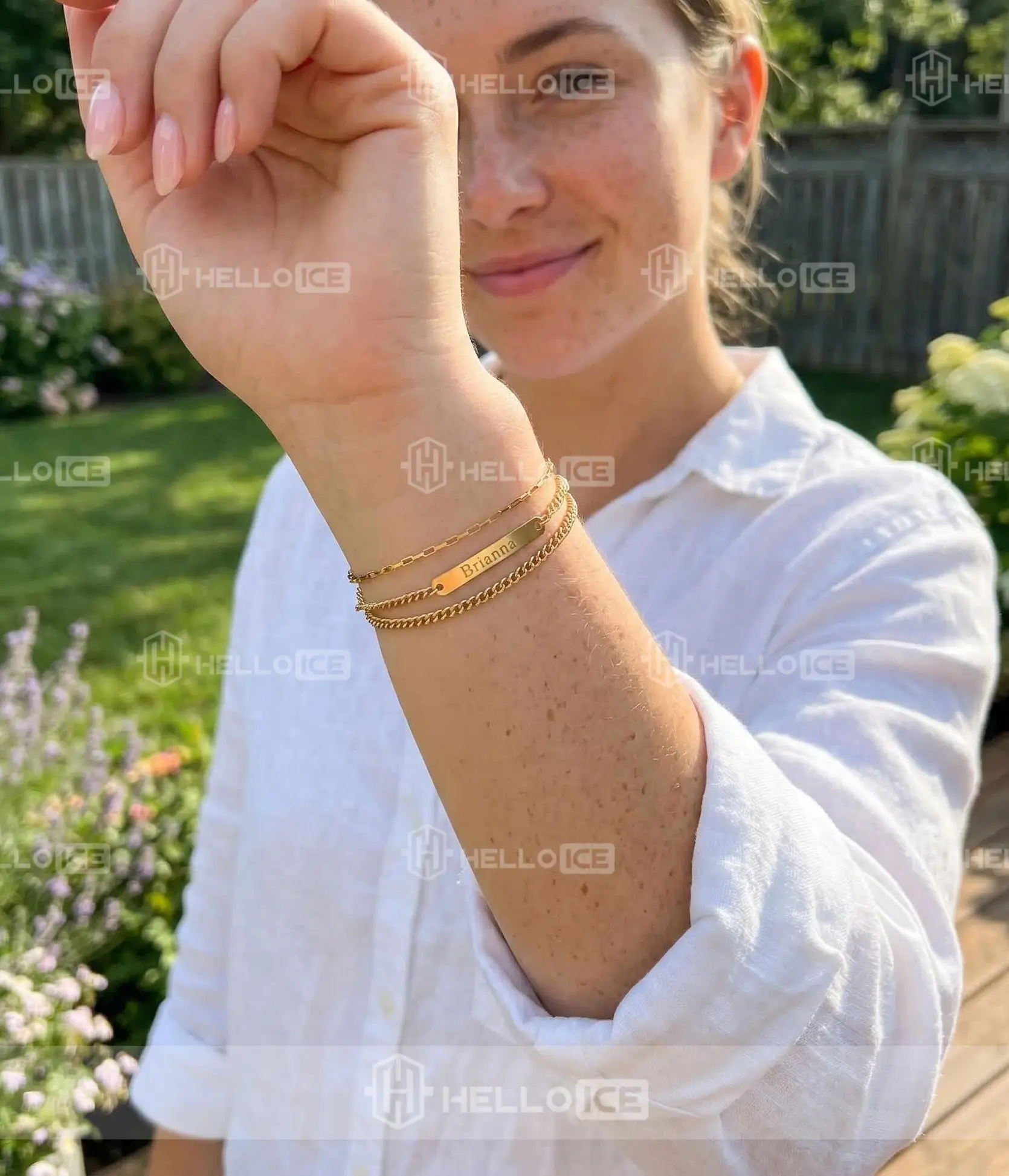 Helloice Review Image