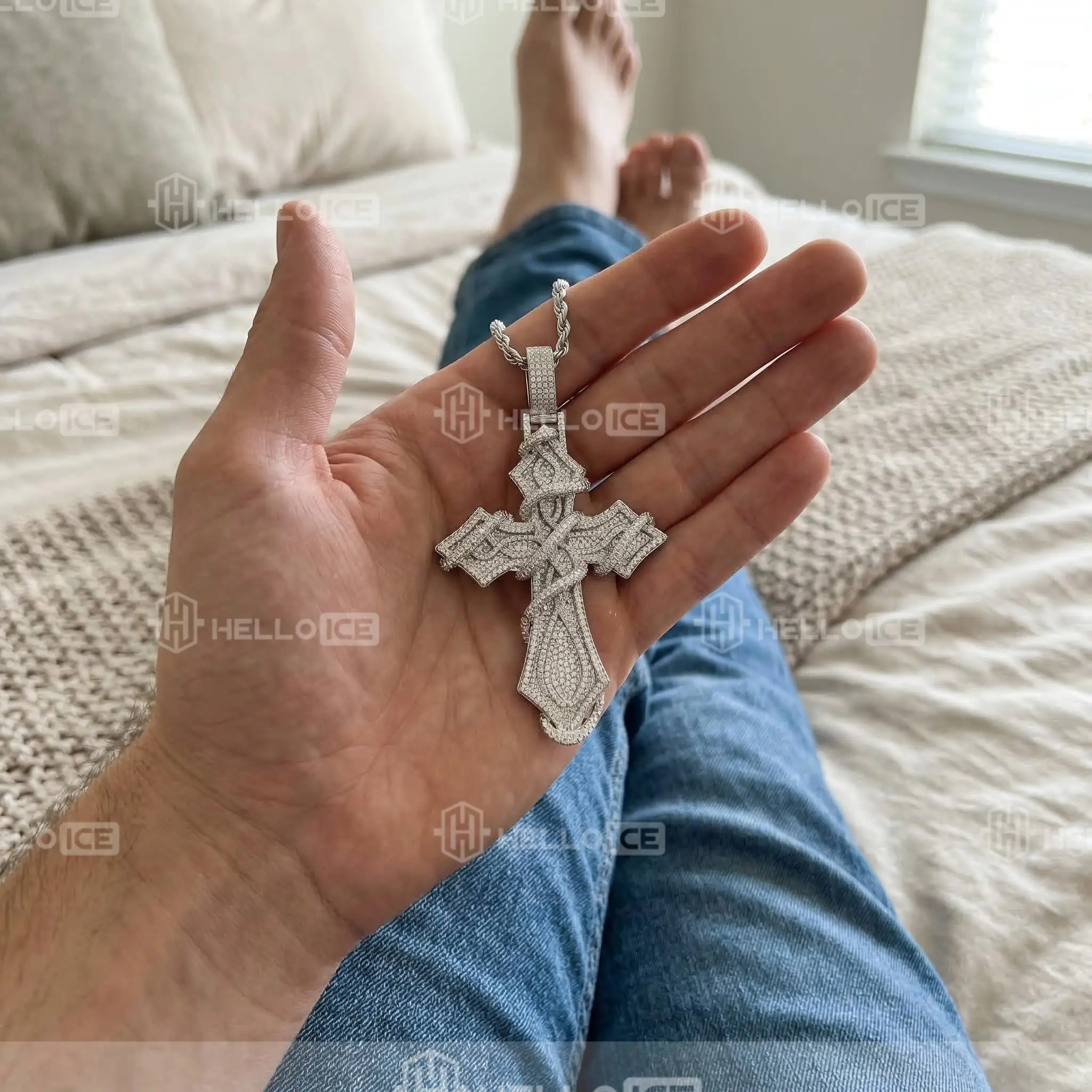 Helloice Review Image