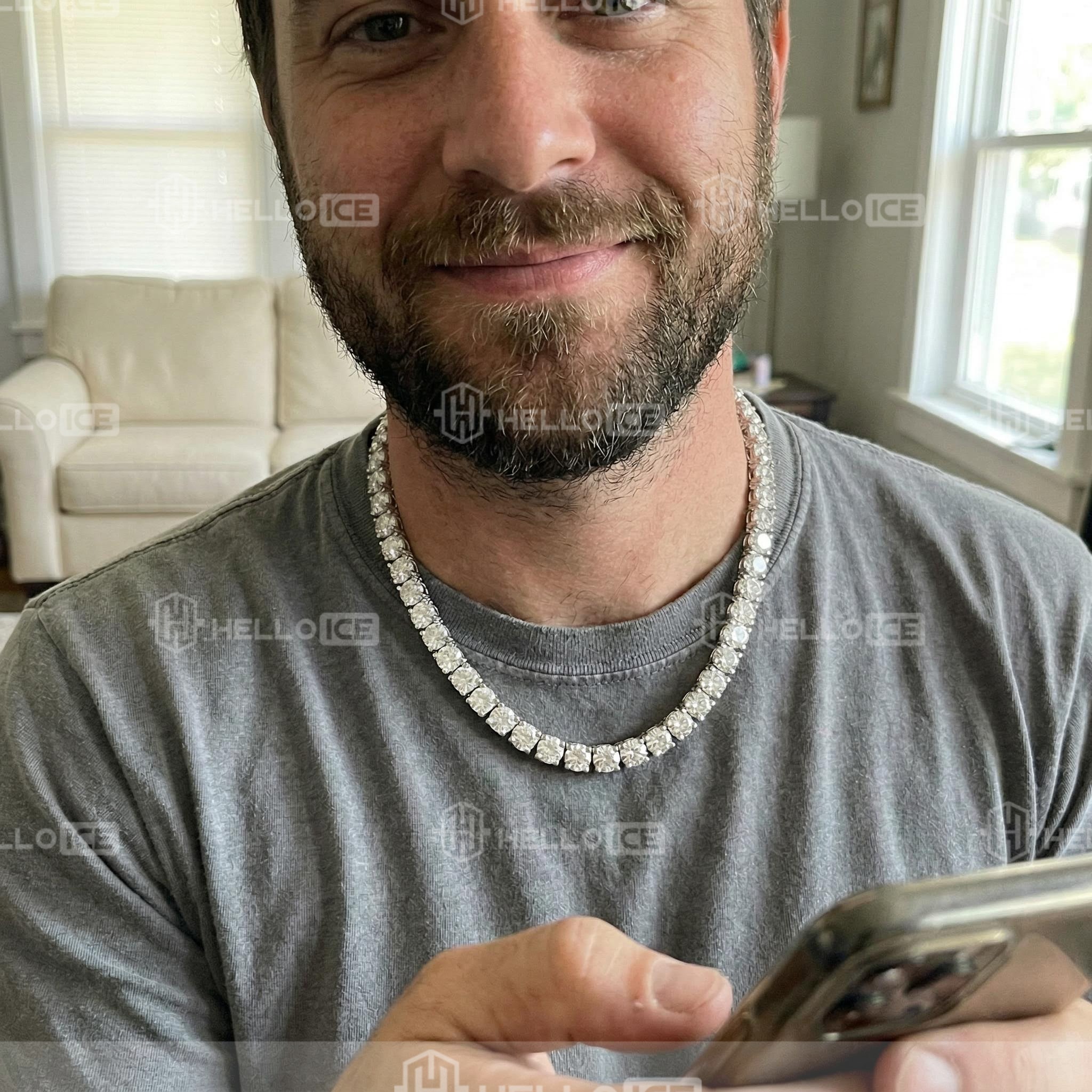 Helloice Review Image