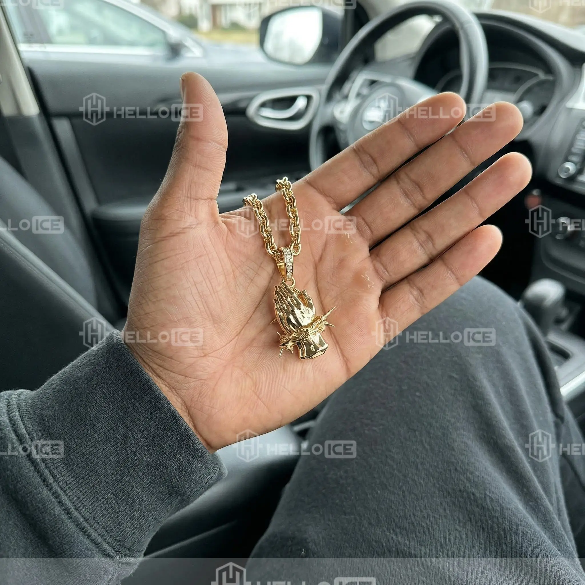 Helloice Review Image