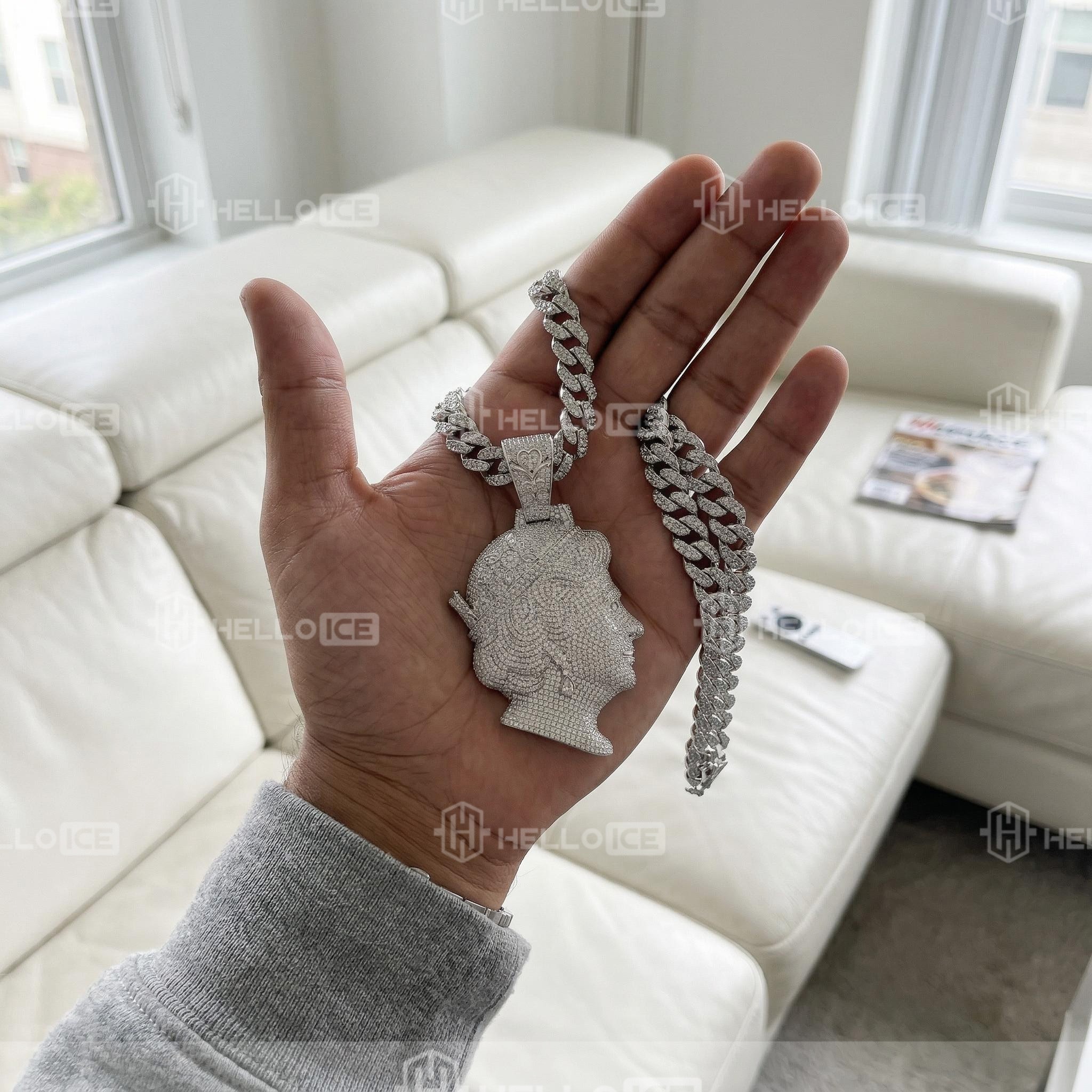 Helloice Review Image