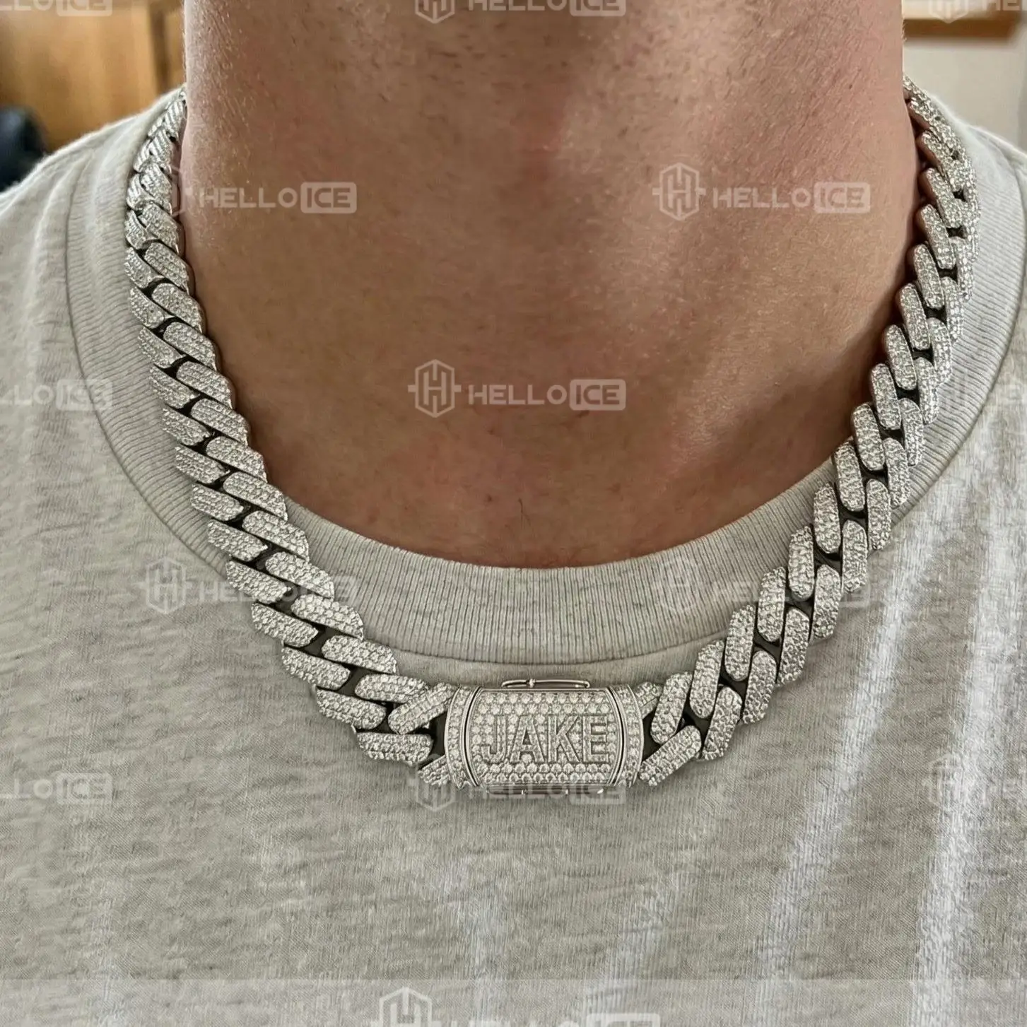 Helloice Review Image