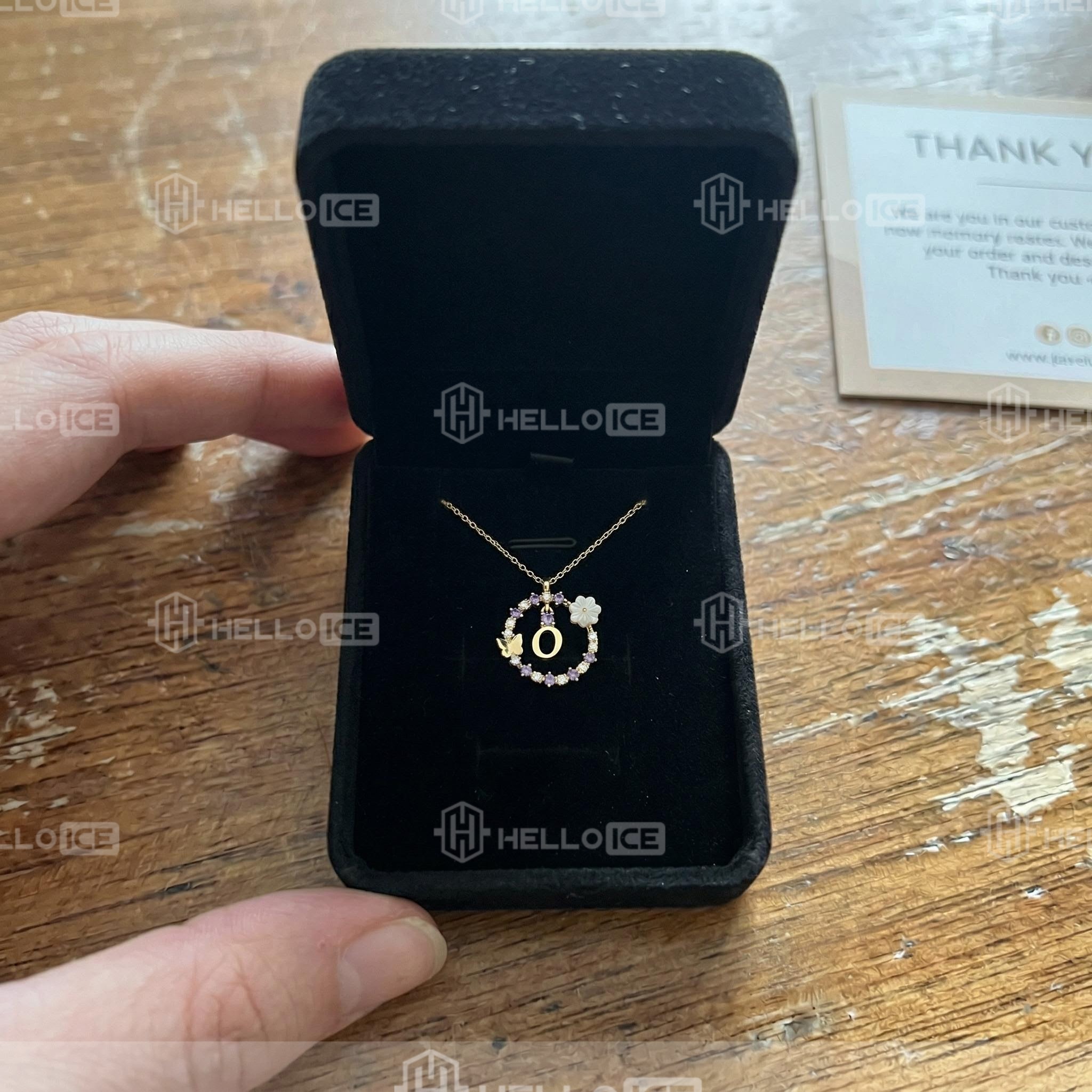 Helloice Review Image