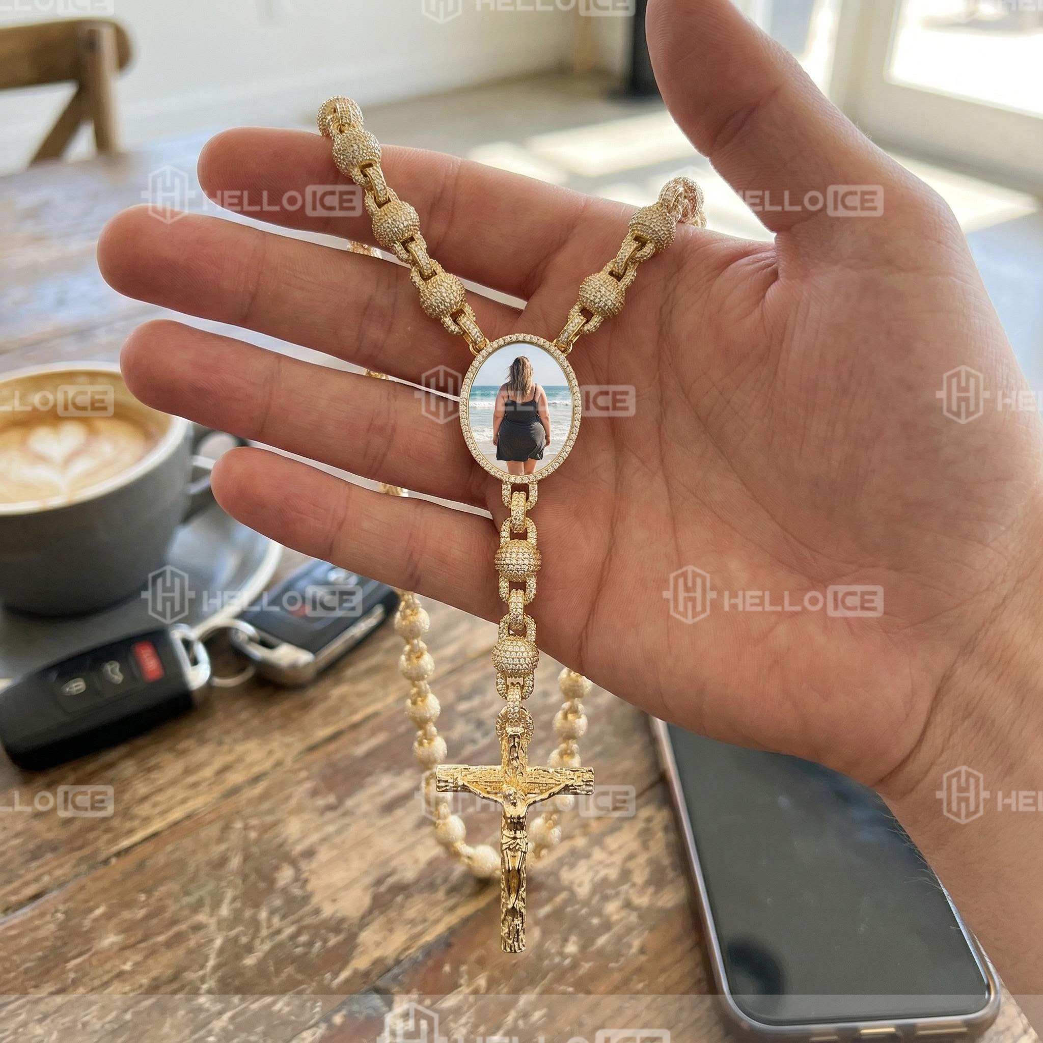 Helloice Review Image