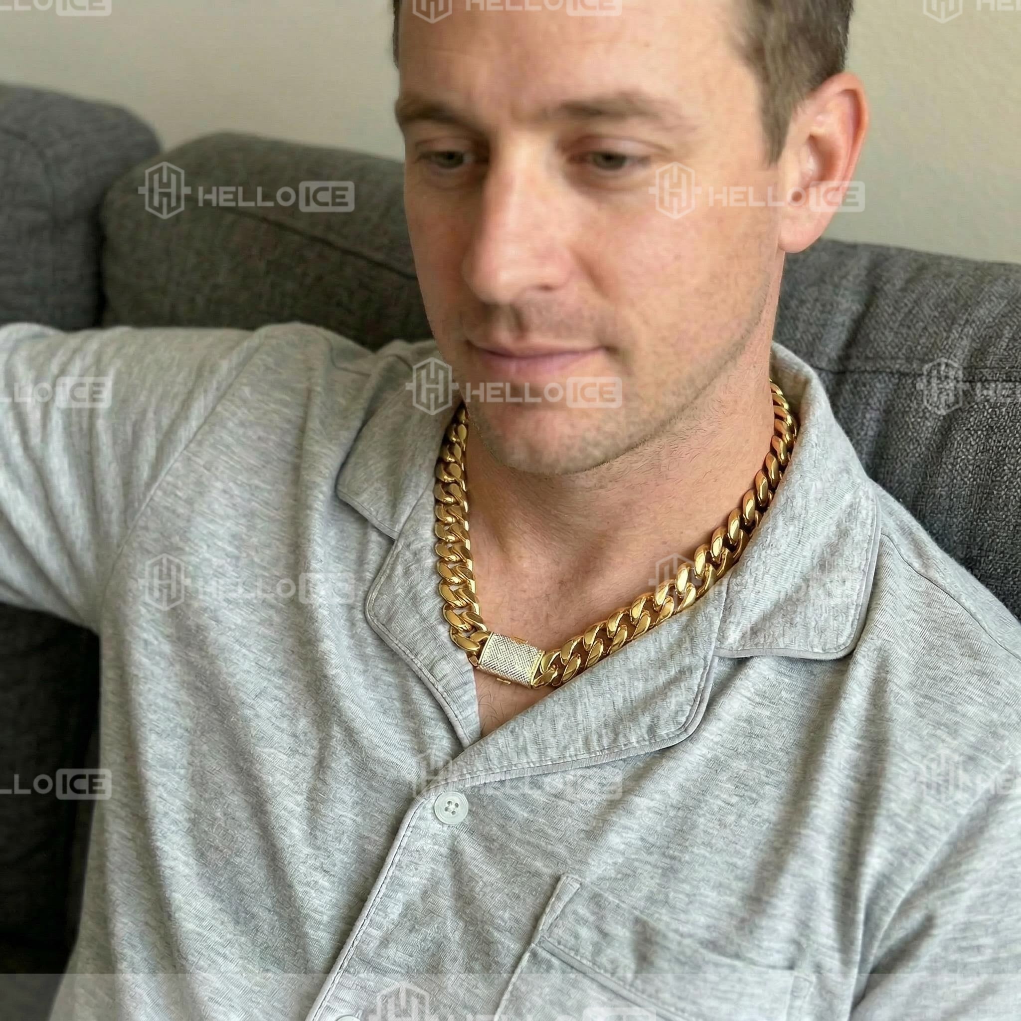 Helloice Review Image