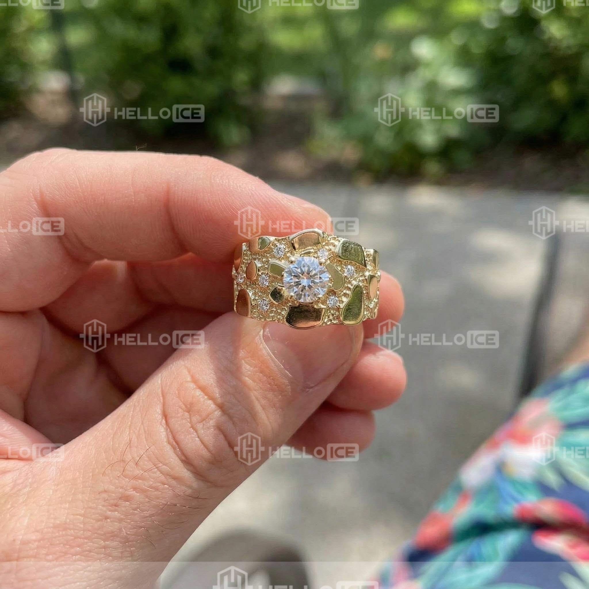 Helloice Review Image