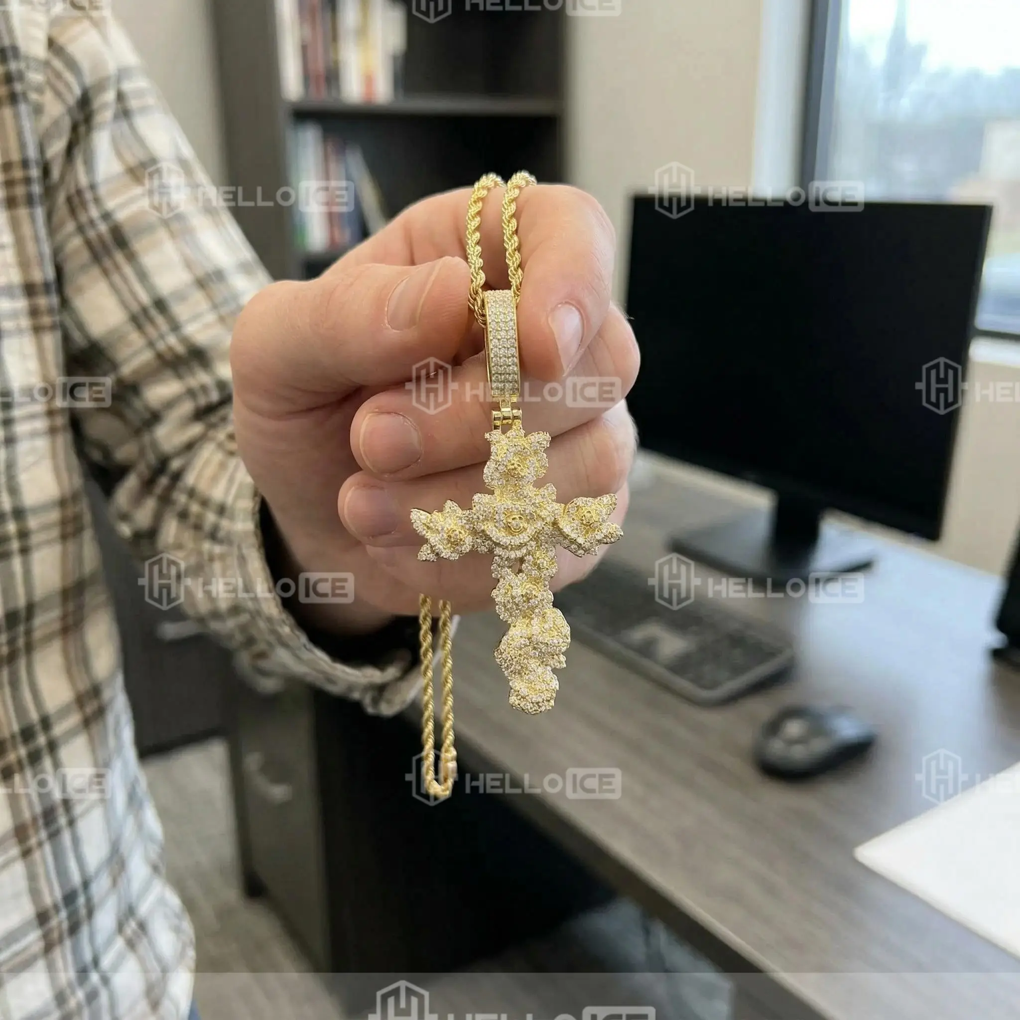 Helloice Review Image