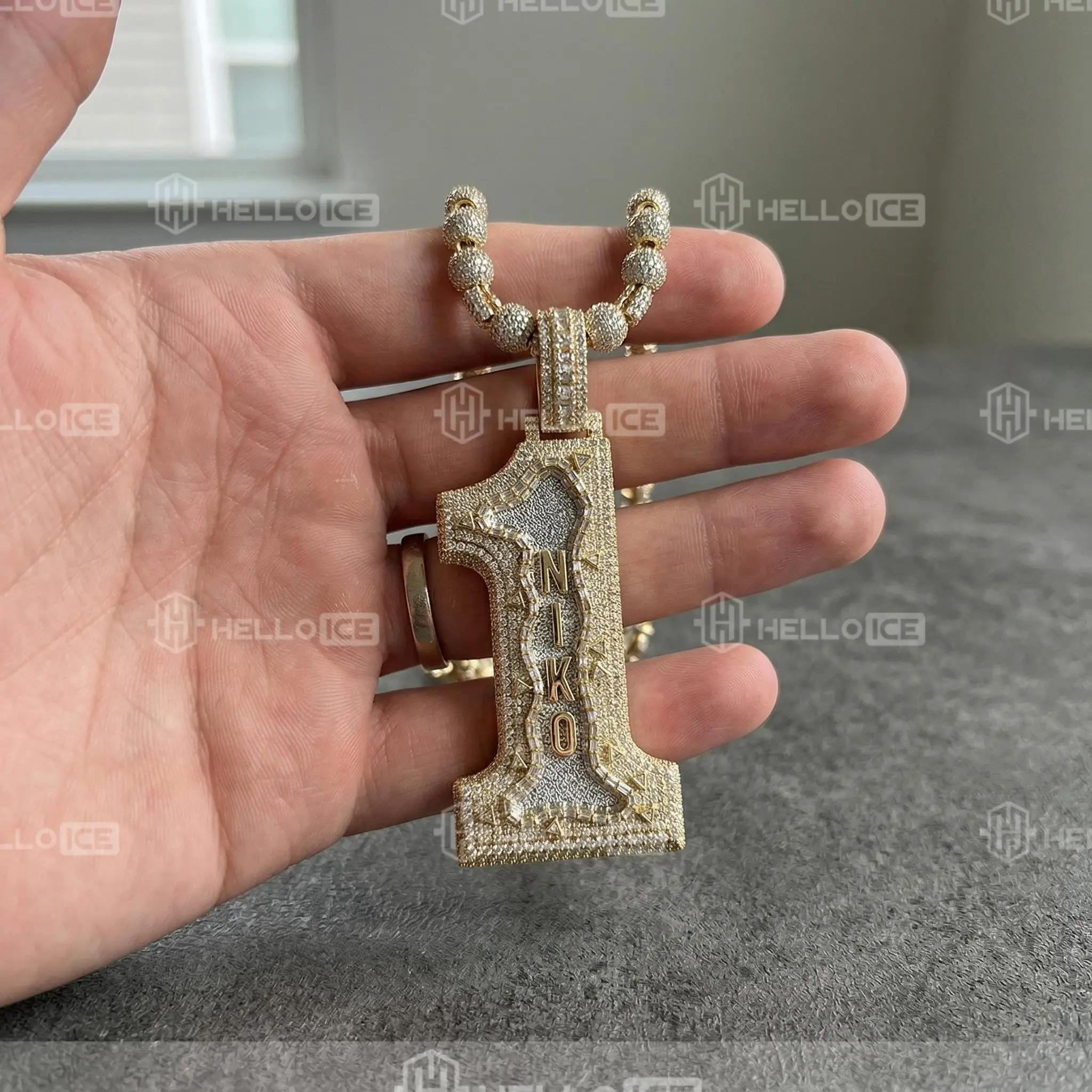 Helloice Review Image