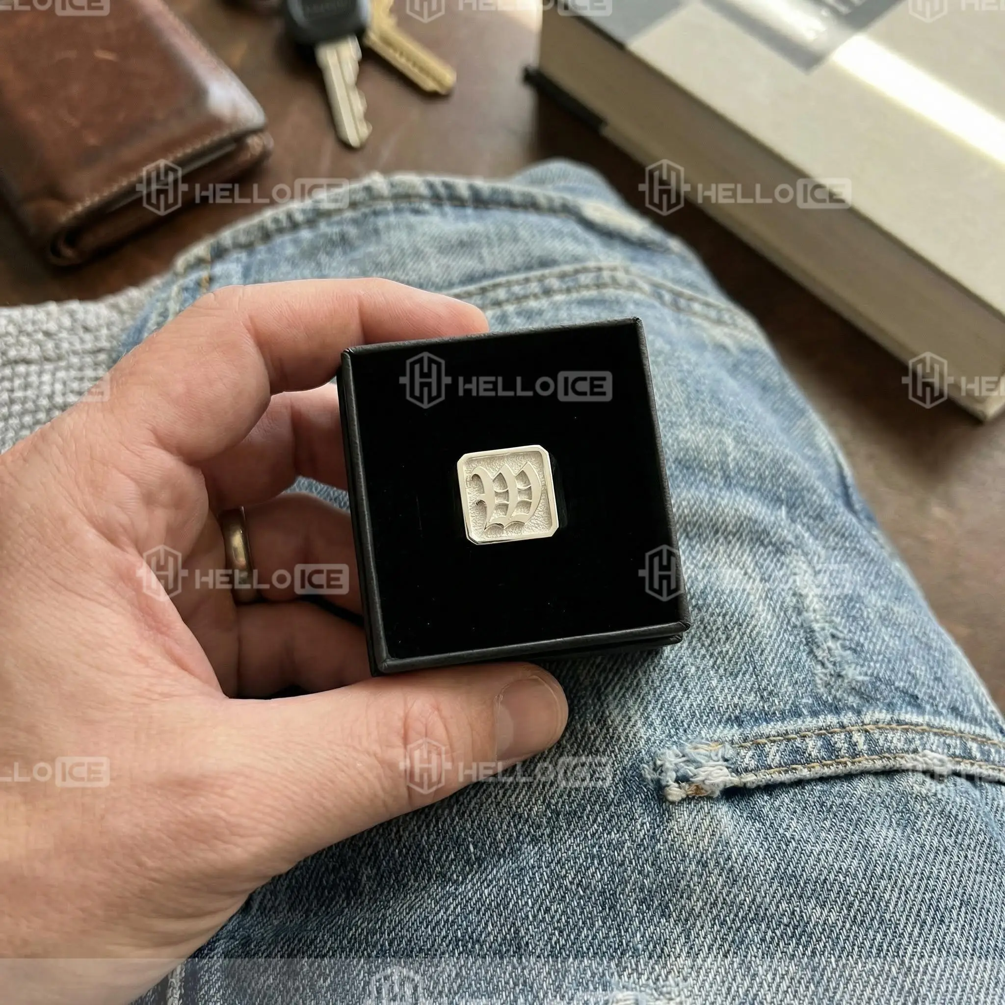 Helloice Review Image