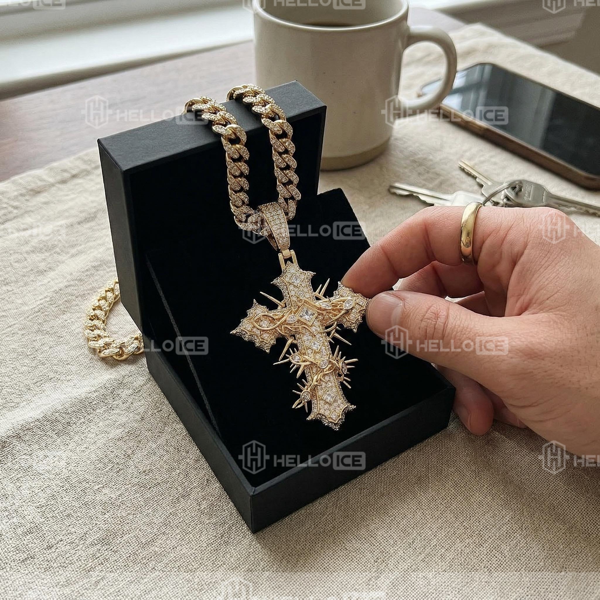 Helloice Review Image