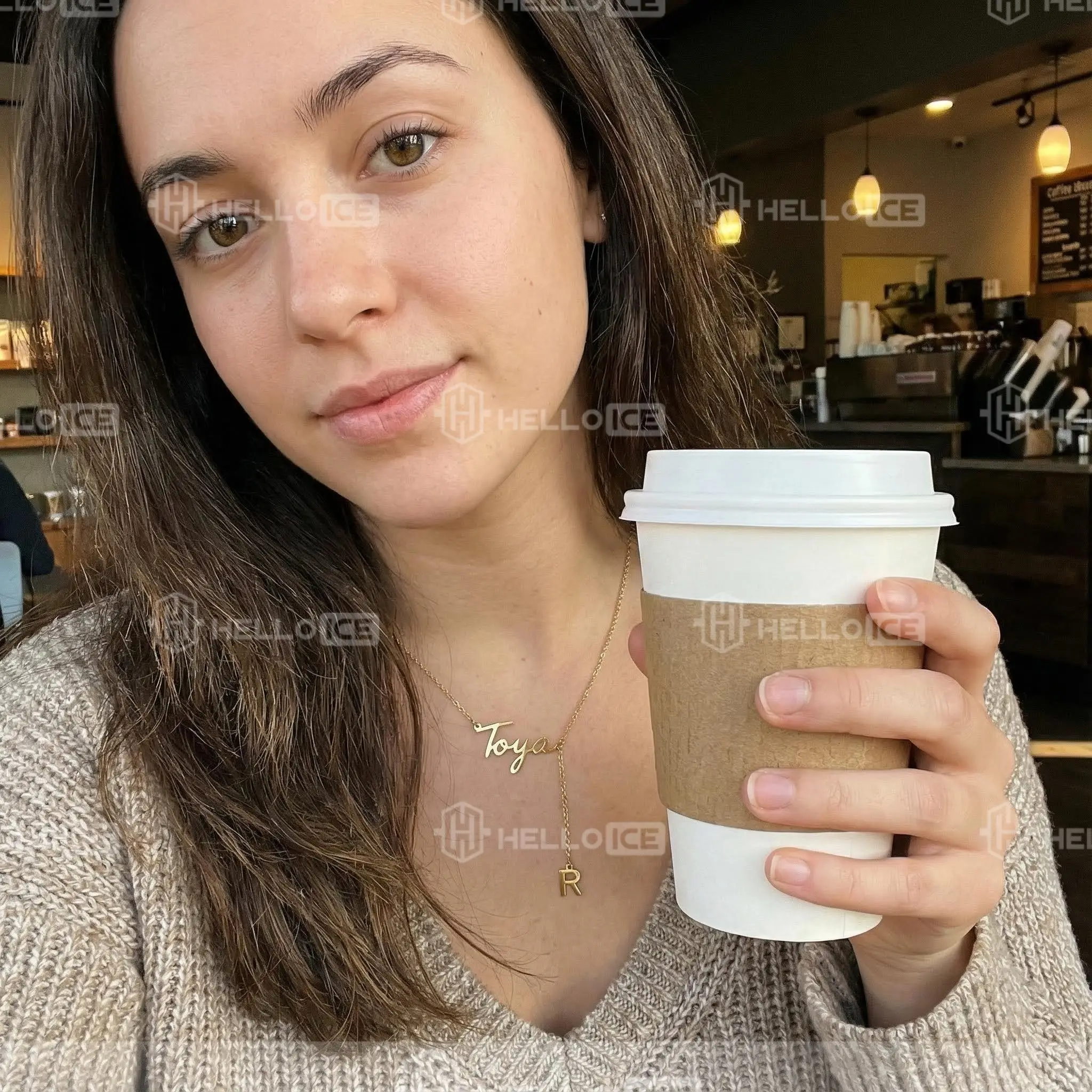 Helloice Review Image
