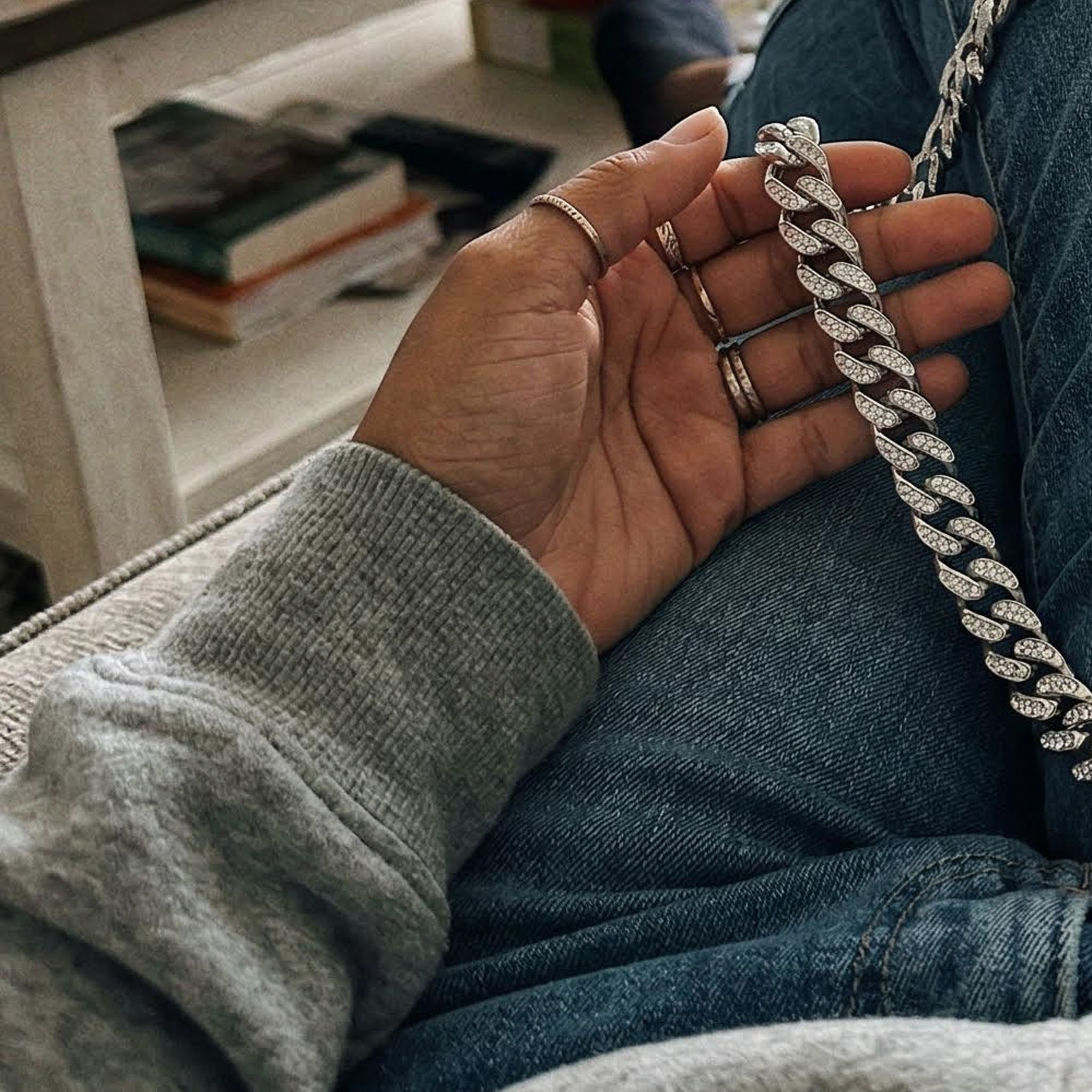 Helloice Review Image