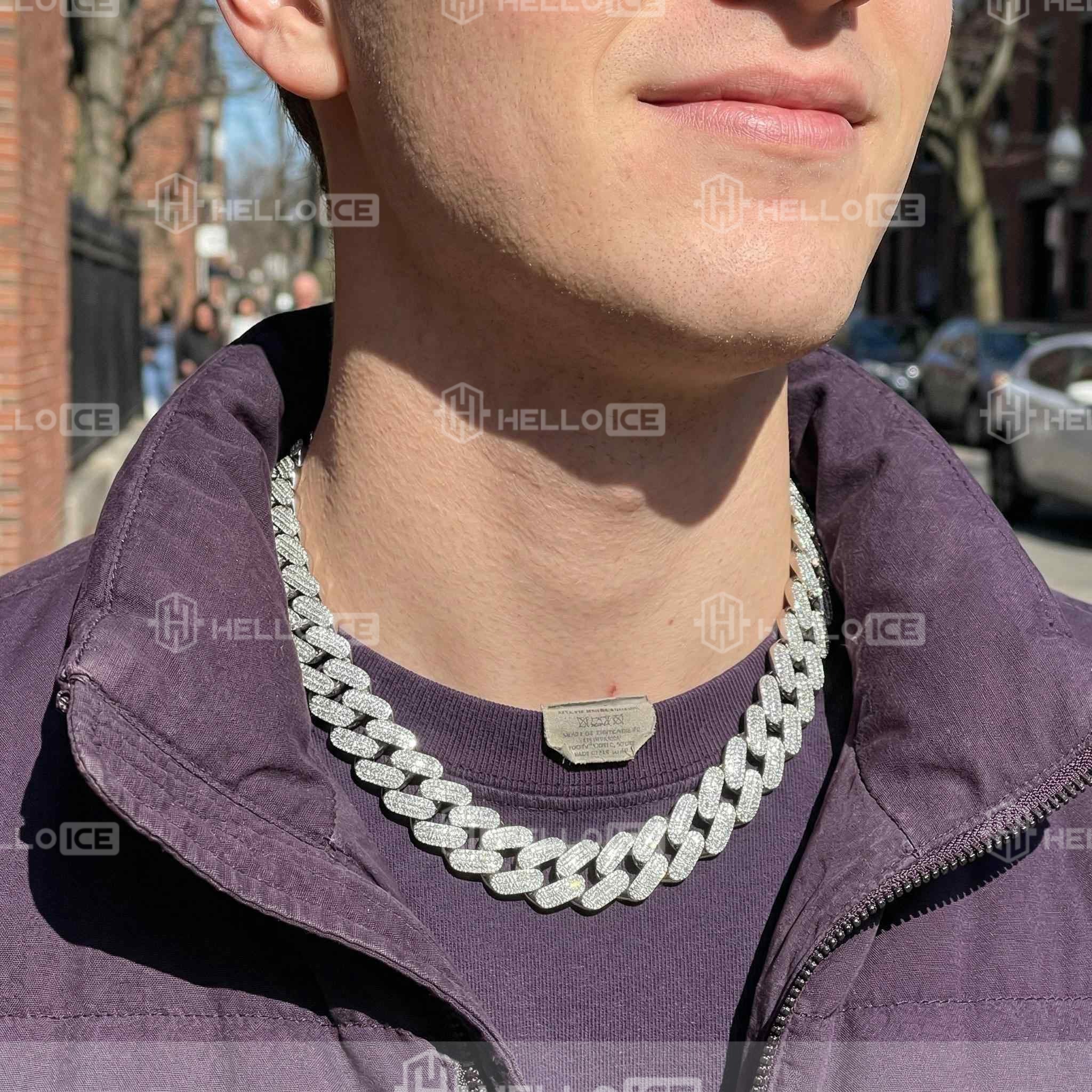 Helloice Review Image