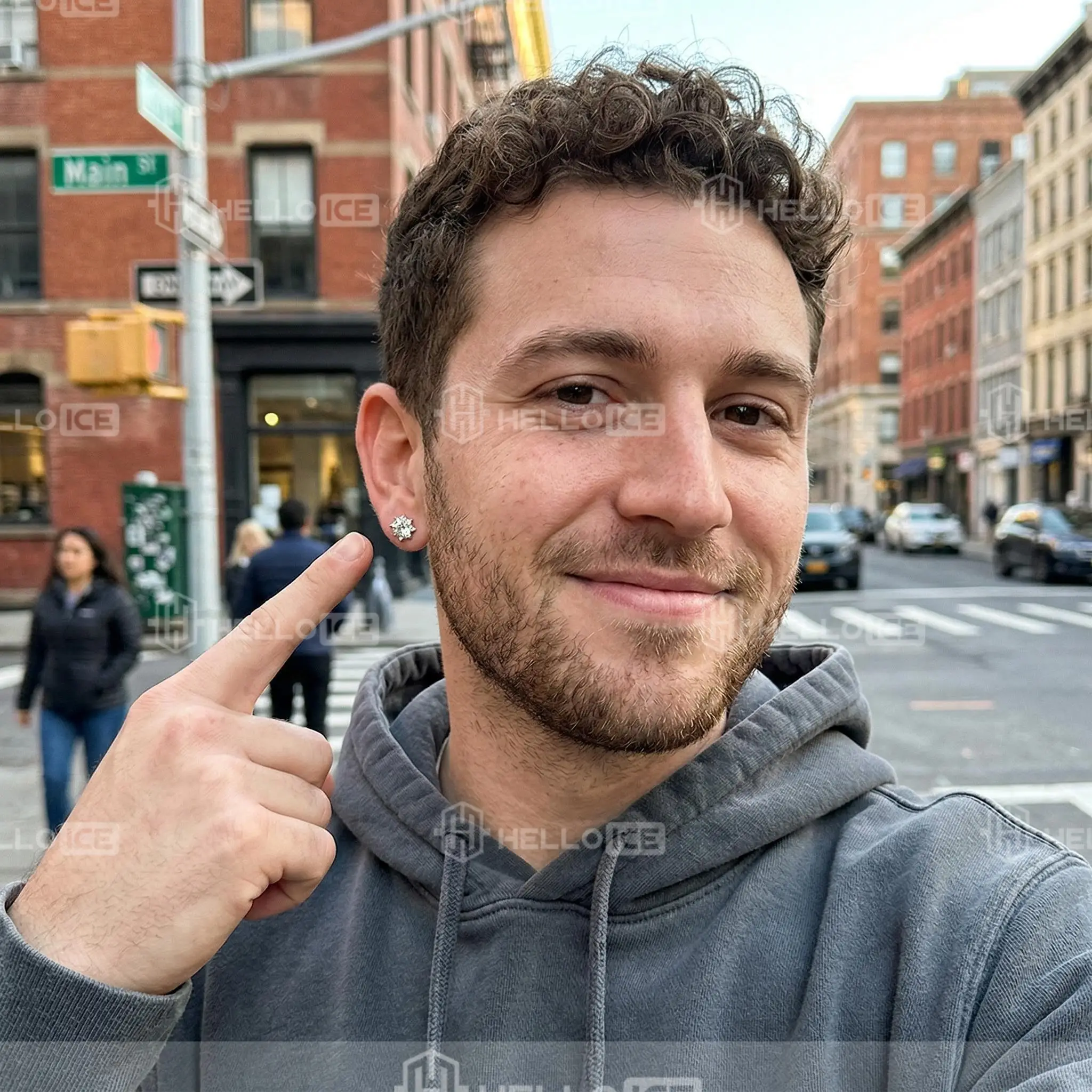 Helloice Review Image