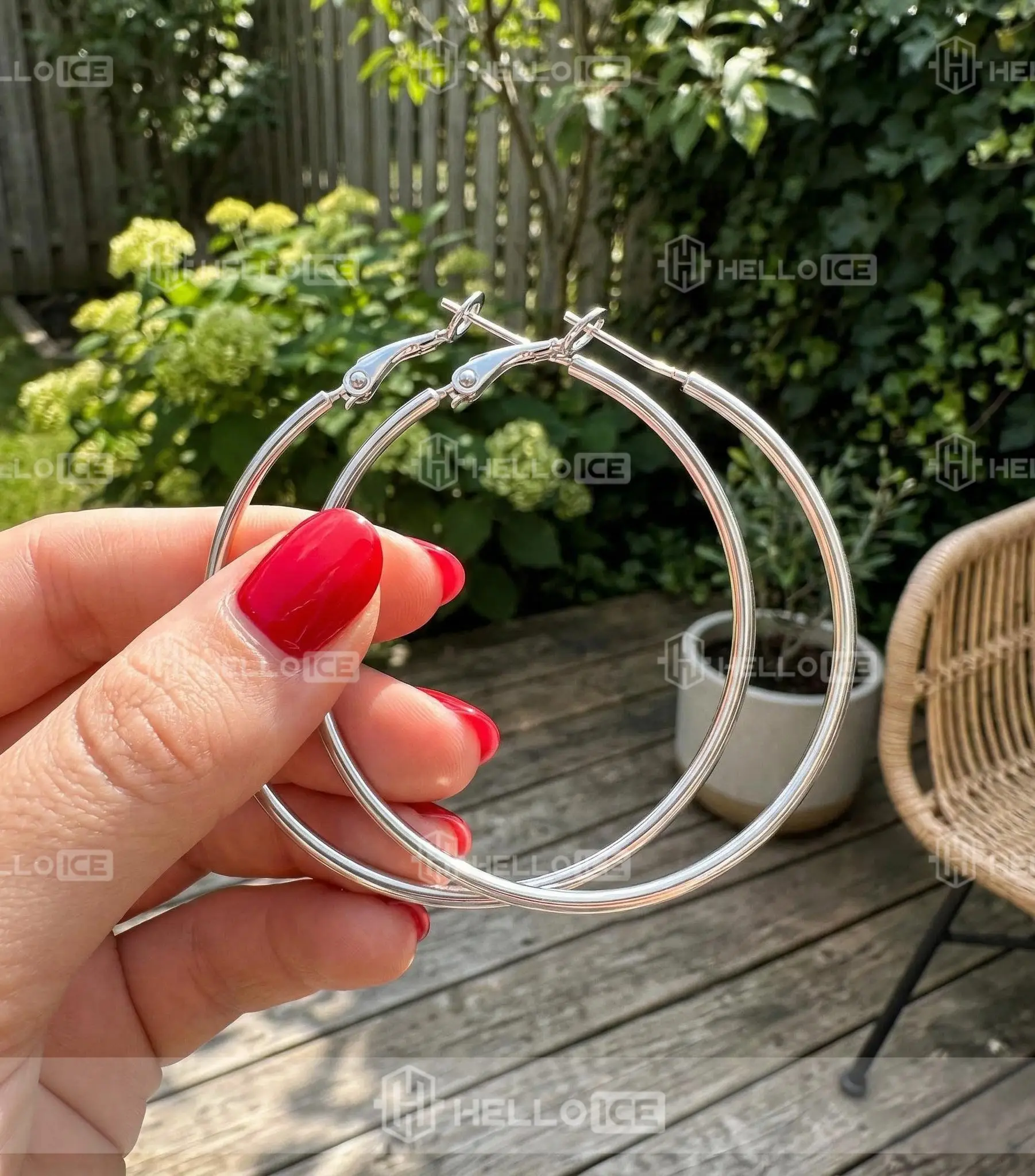 Helloice Review Image