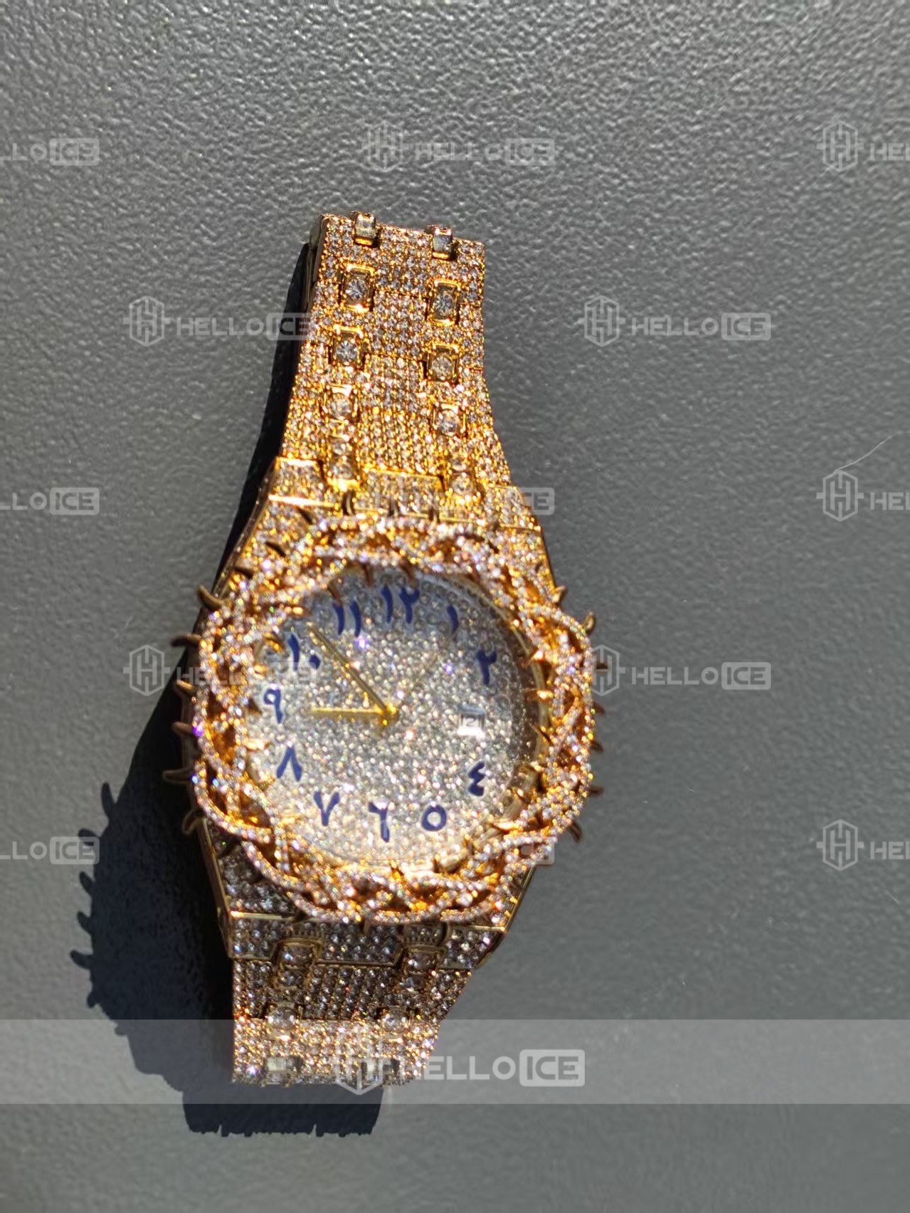 Helloice Review Image