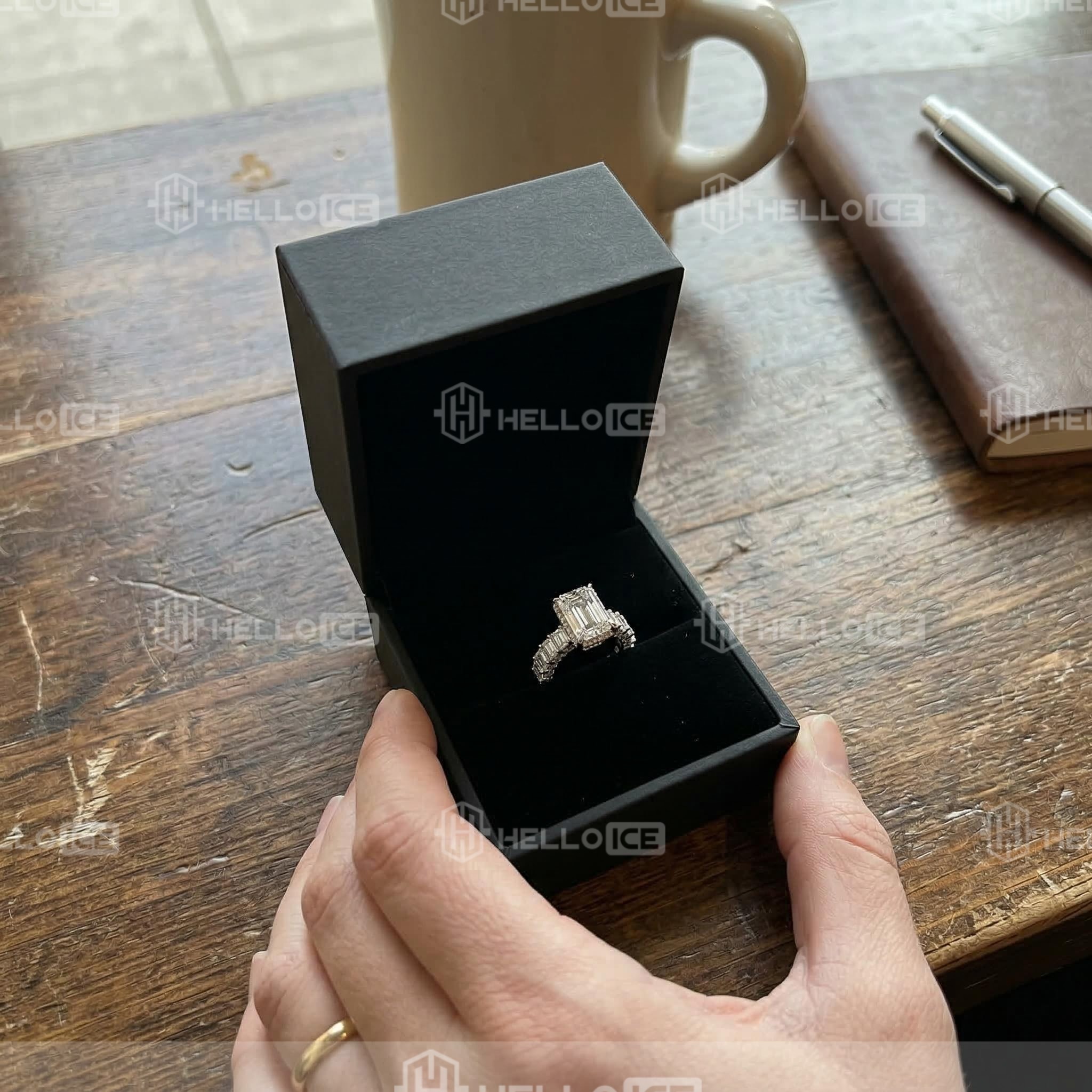 Helloice Review Image