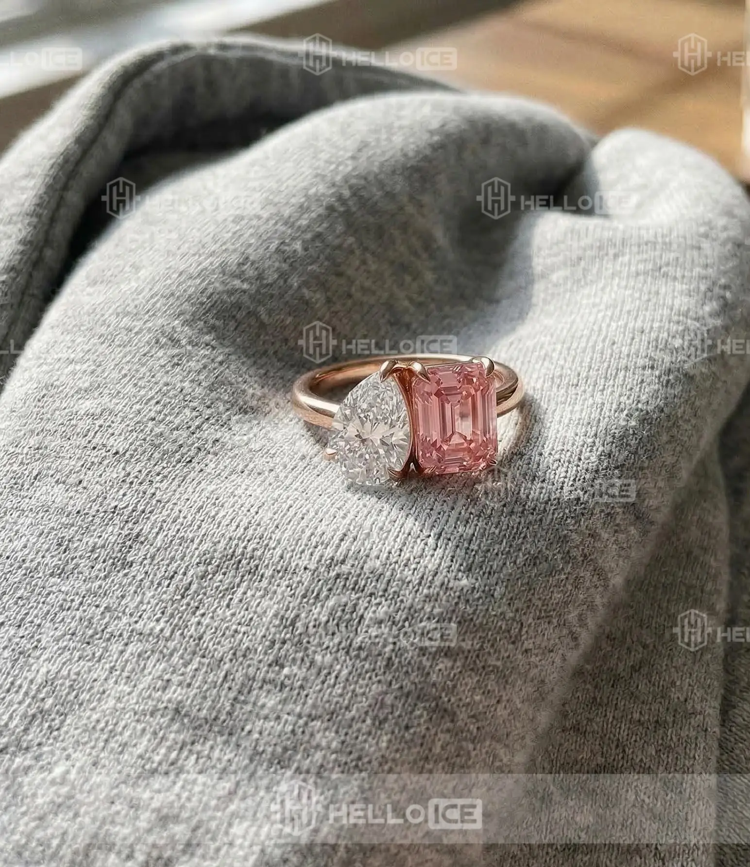 Helloice Review Image