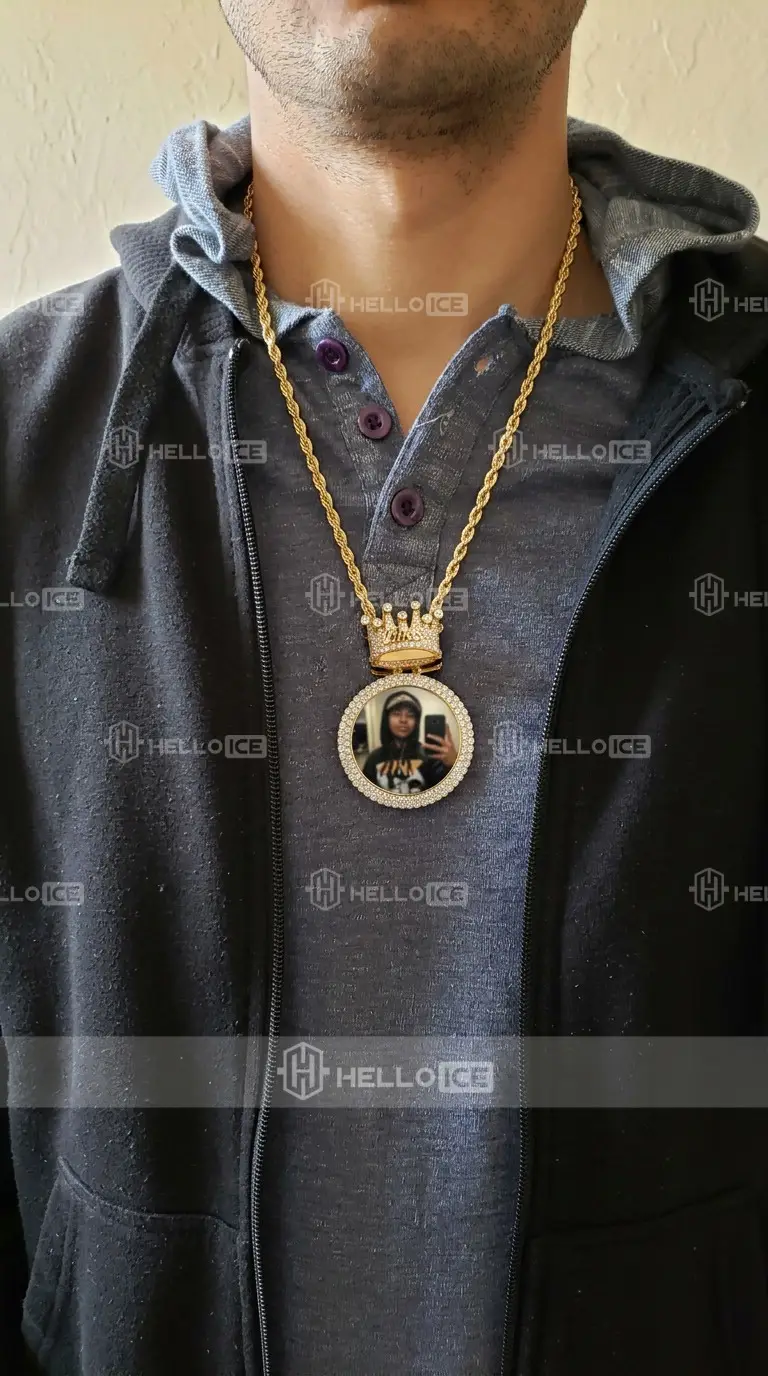 Helloice Review Image
