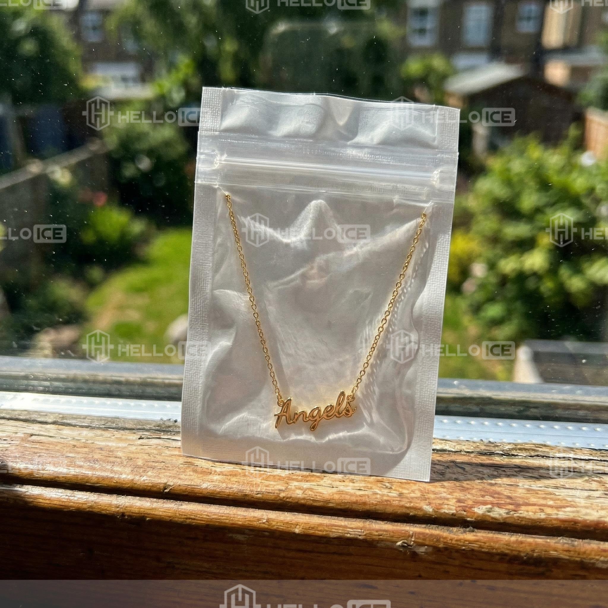 Helloice Review Image