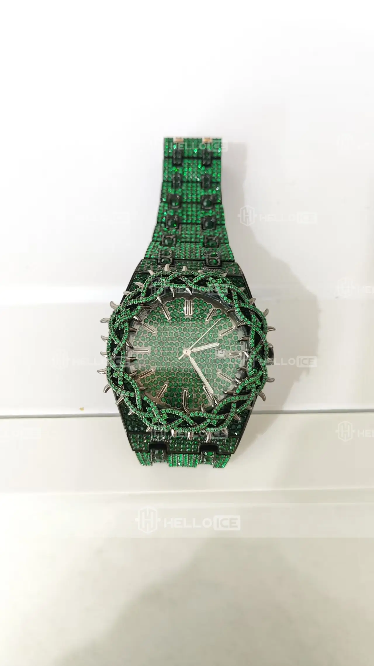 Helloice Review Image