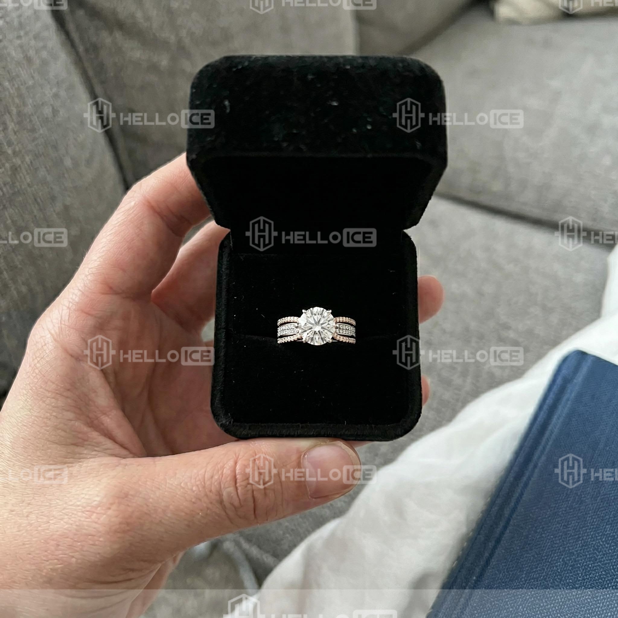 Helloice Review Image