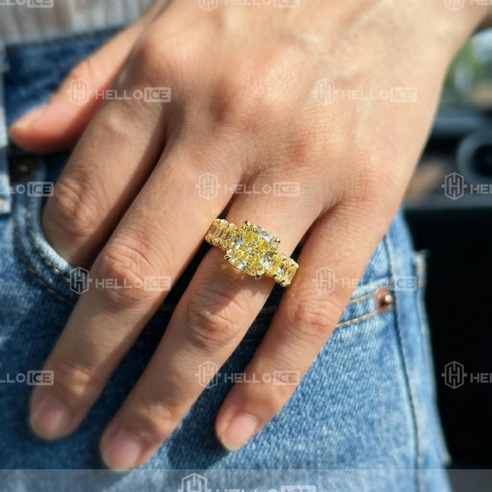 Helloice Review Image