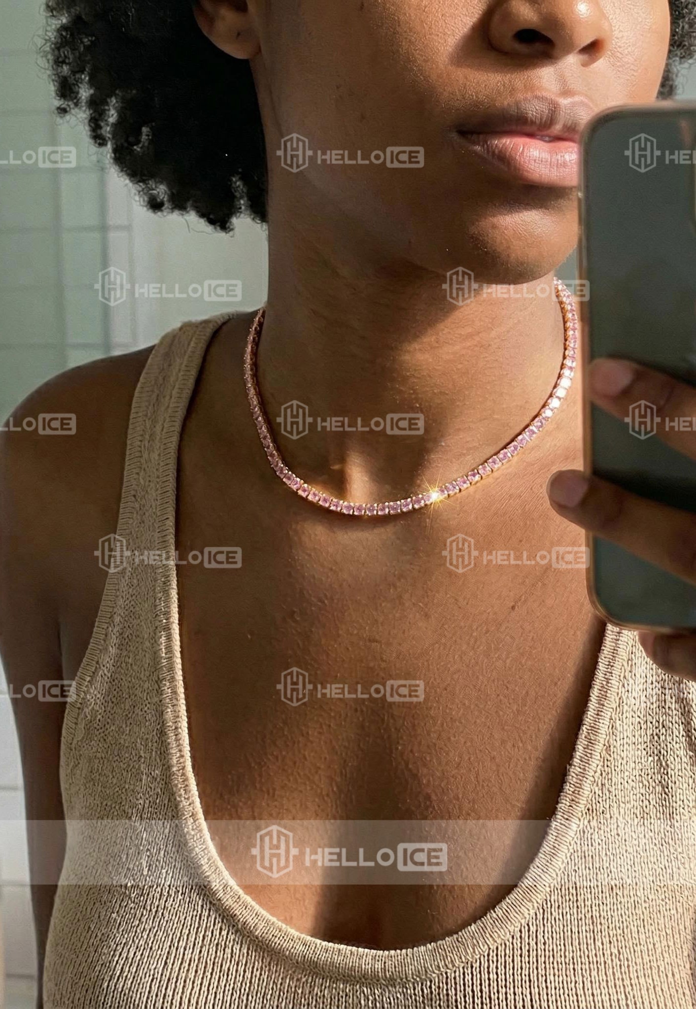 Helloice Review Image