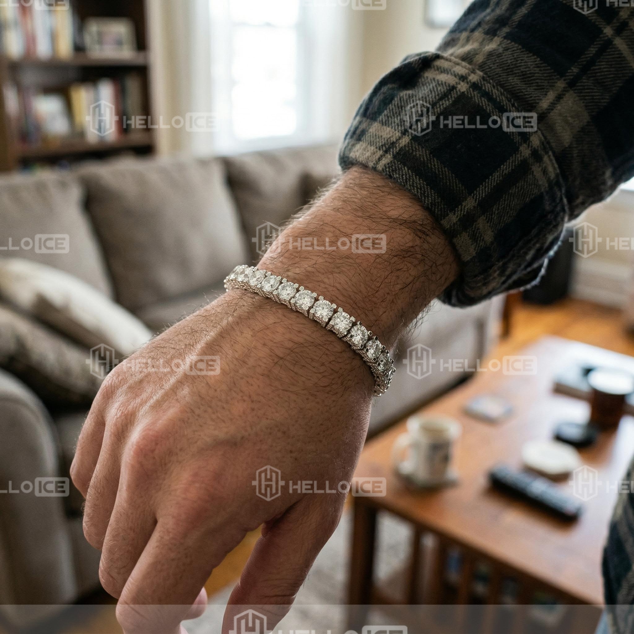 Helloice Review Image