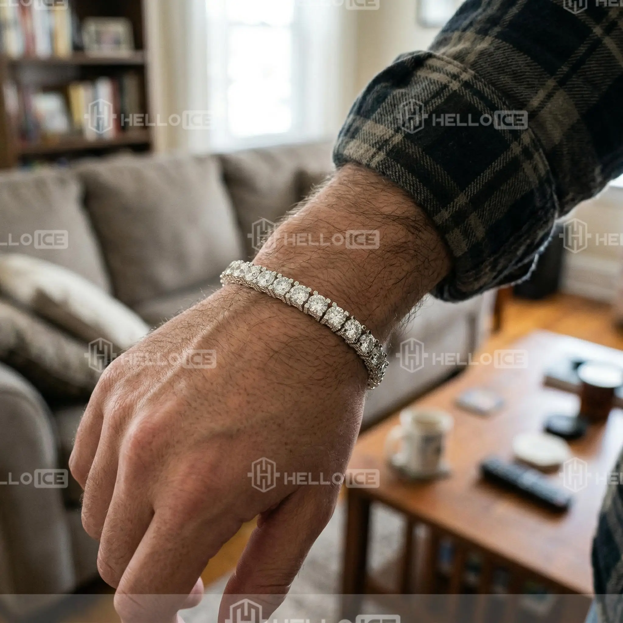 Helloice Review Image