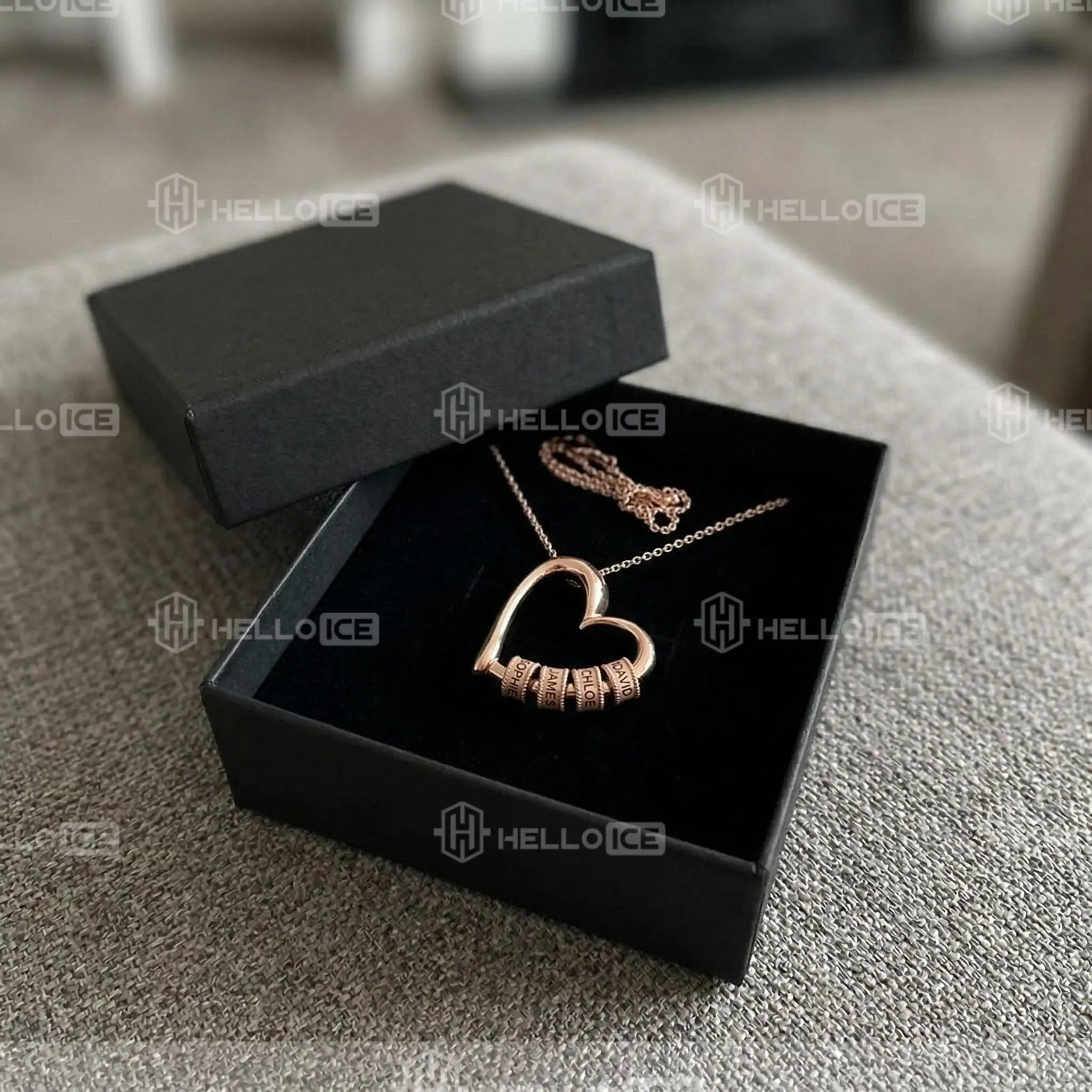 Helloice Review Image